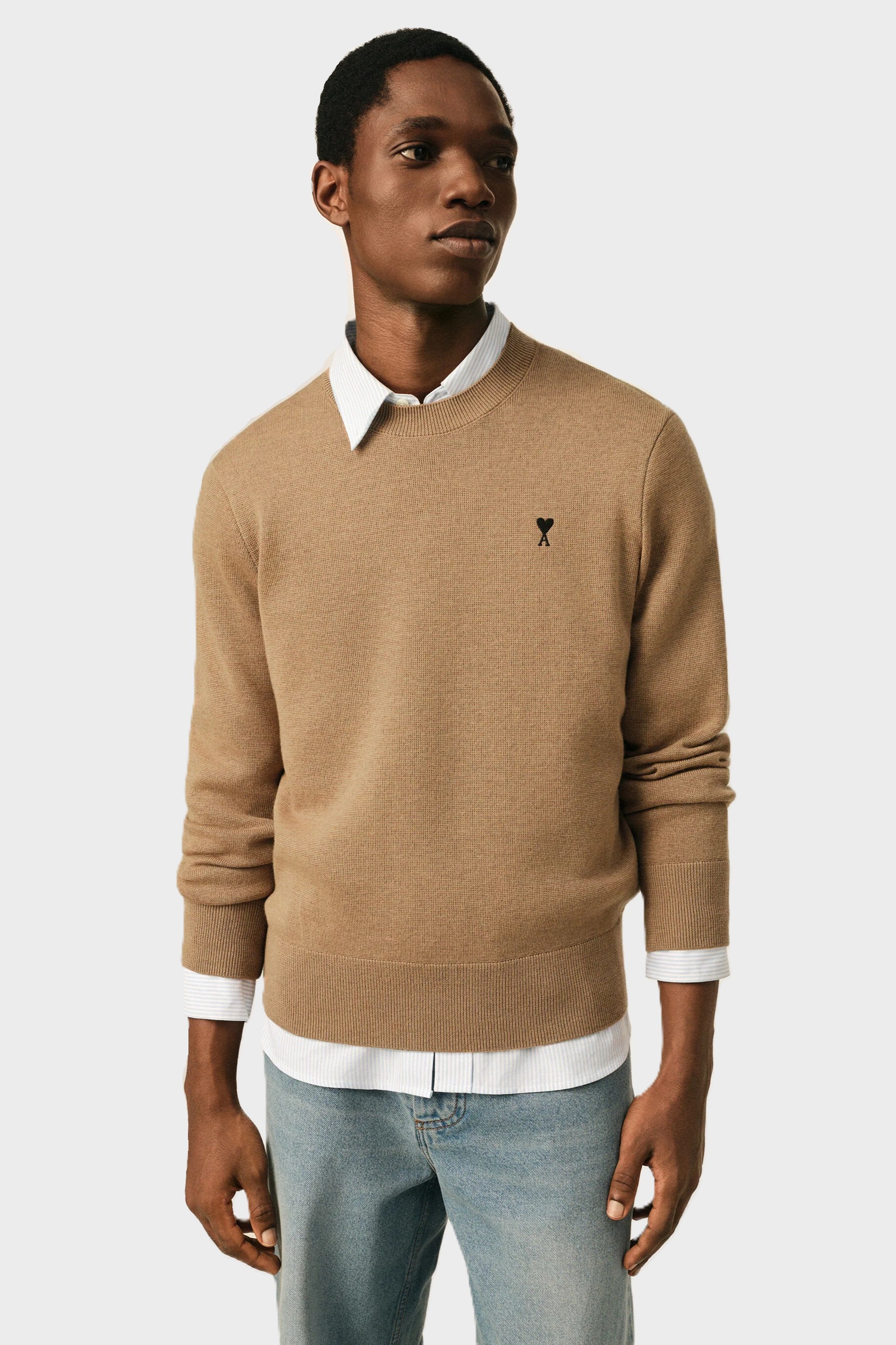 AMI PARIS de Coeur Merino Knit Pullover in Camel / Black Logo