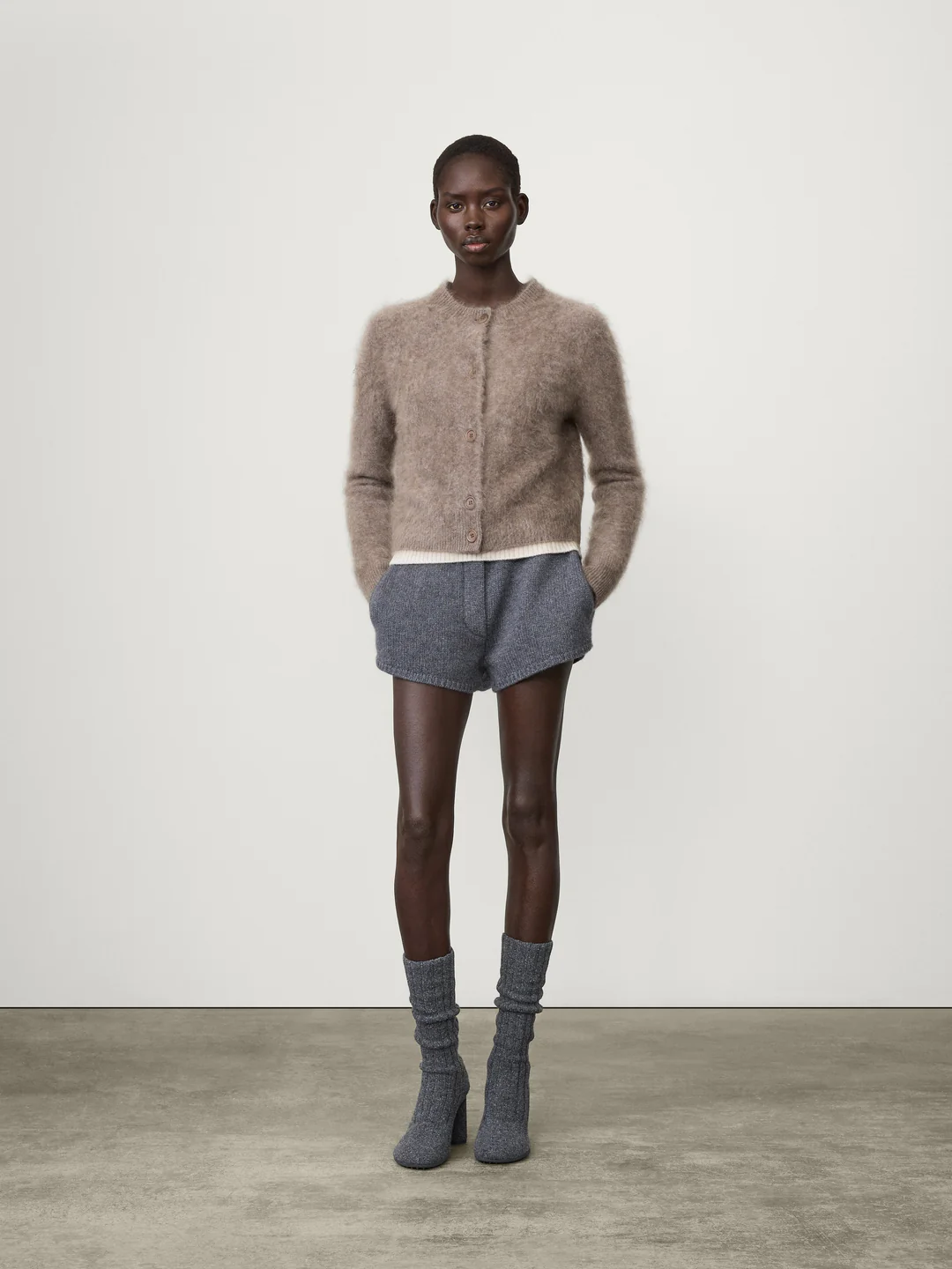 LISA YANG Brushed Cashmere Cardigan in Truffle