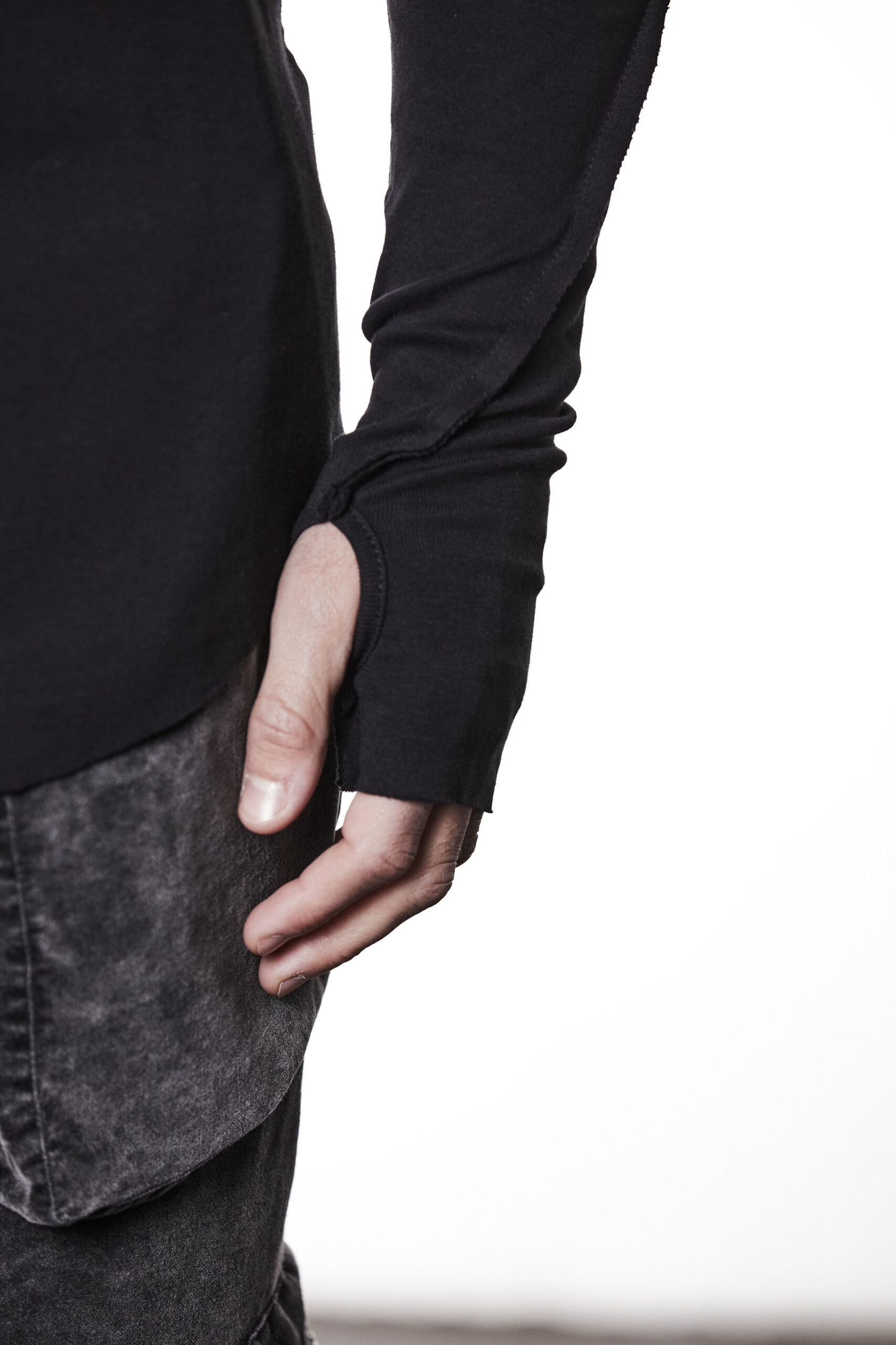 THOM KROM Slim Fit Longsleeve in Black