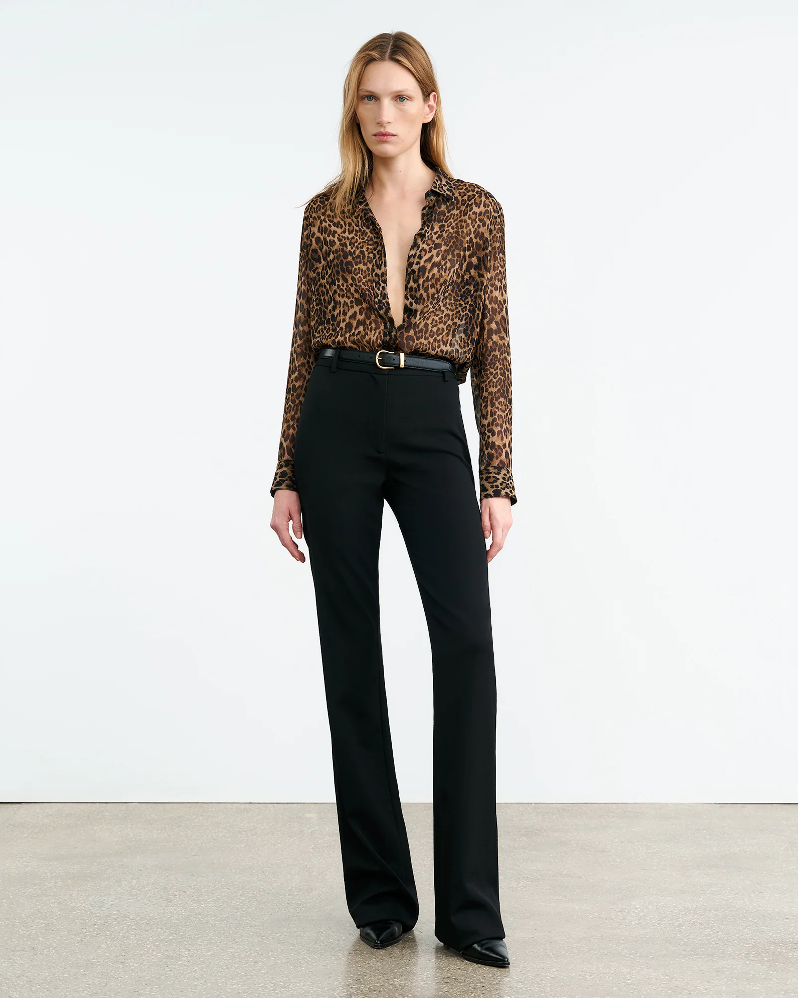 NILI LOTAN Slim Silk Shirt in Leo