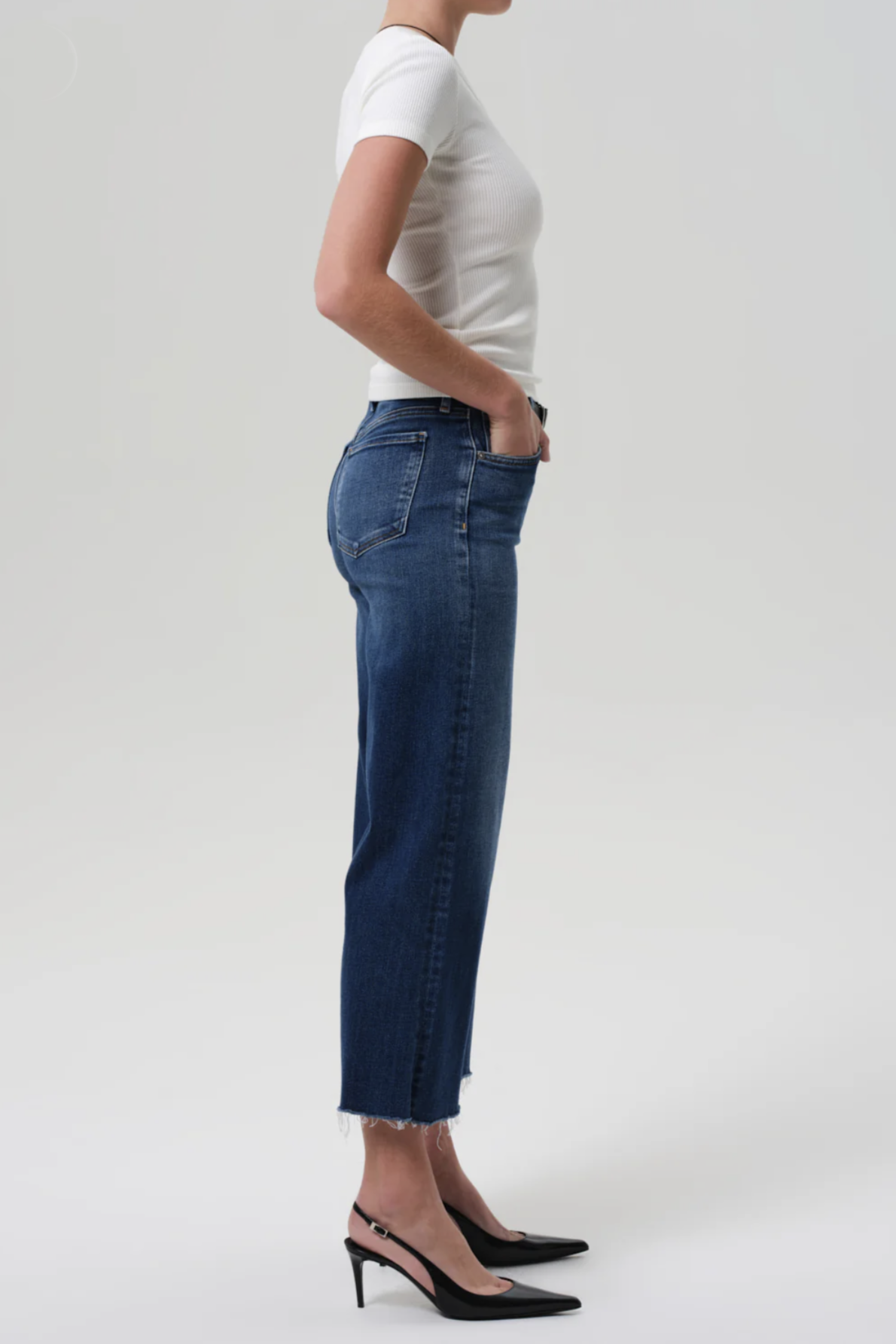 CITIZENS OF HUMANITY Lyra Wide Leg Crop Jeans in Dark Blue