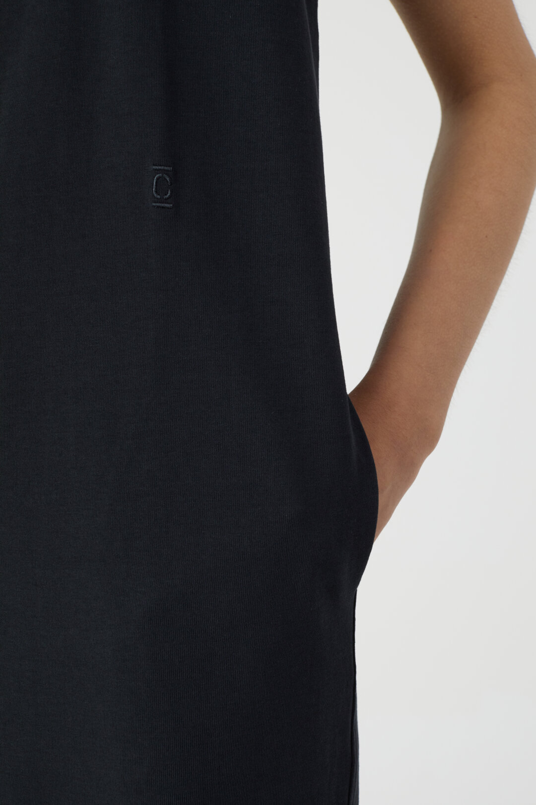 CLOSED T-Shirt Dress in Black S