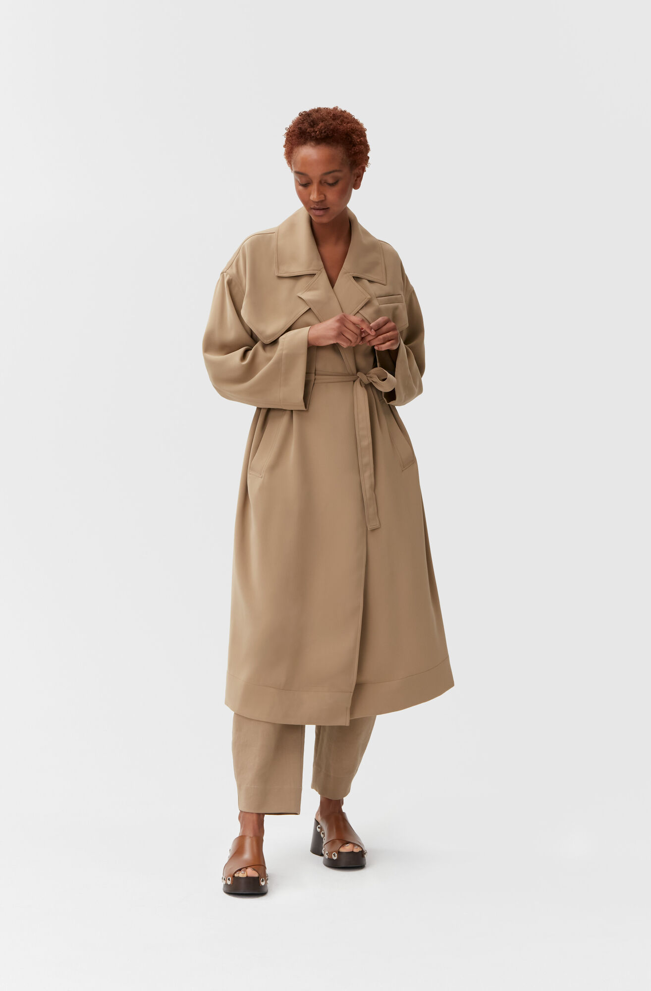 Ganni Drapey Twill Oversized Trench Coat in Petrified Oak XXS/XS