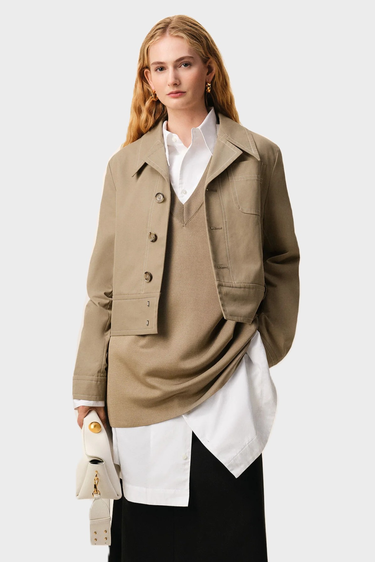 AMI PARIS Cropped Jacket in Beige