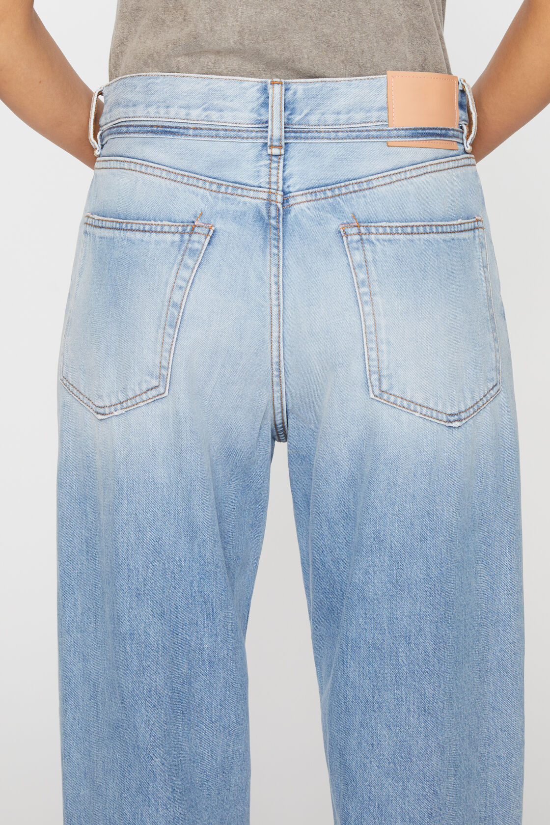 ACNE STUDIOS Unisex 1991 Toj Jeans in Light Blue 28/32