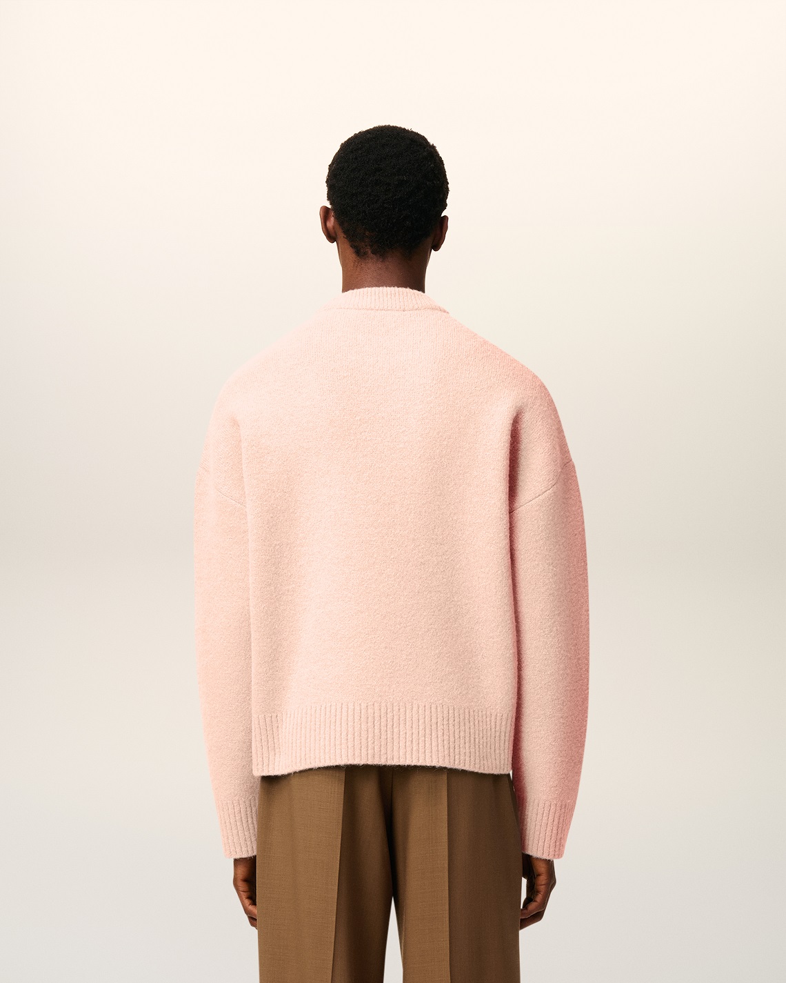 AMI PARIS de Coeur Knit Pullover in Powder/Off White