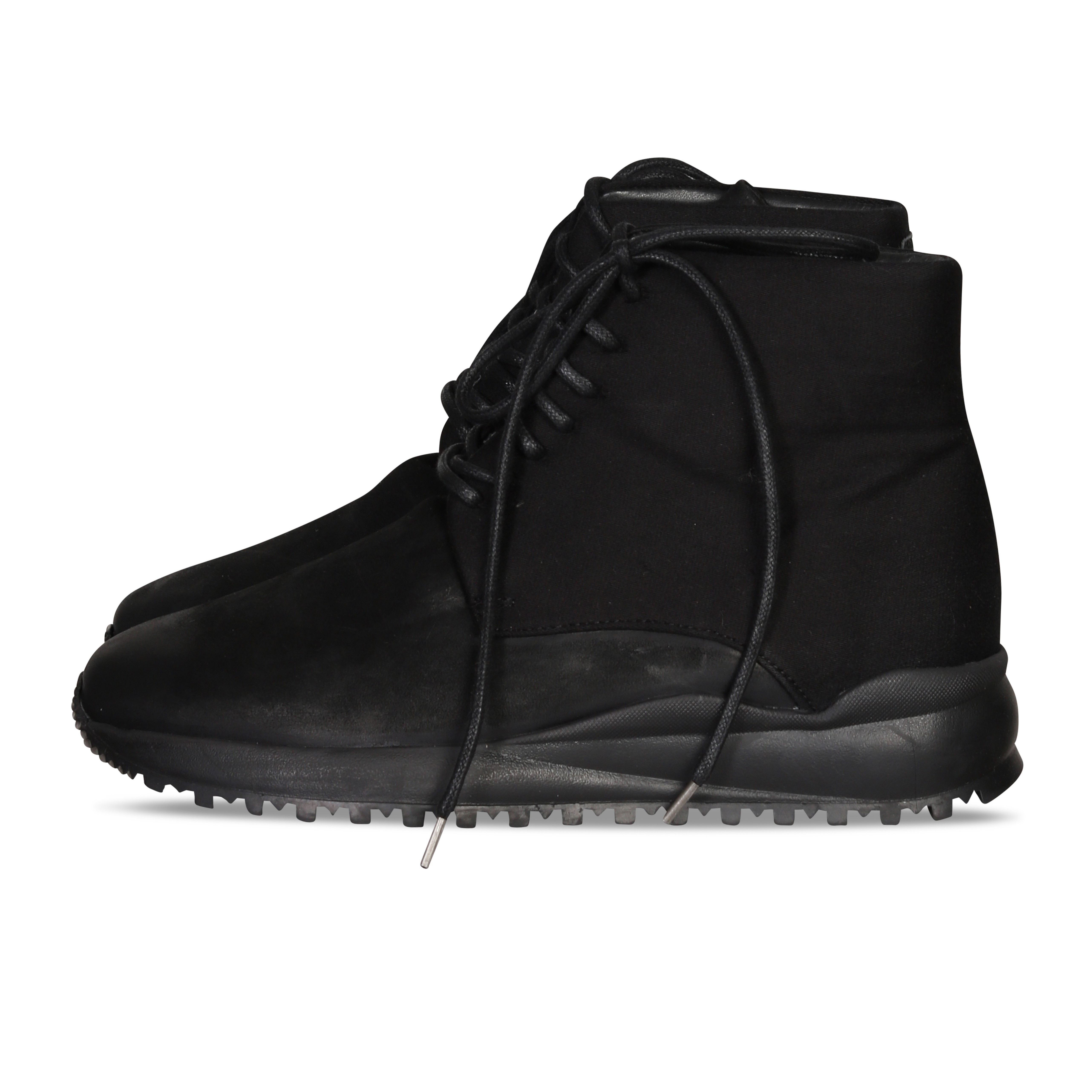 Hannes Roether Boots in Black