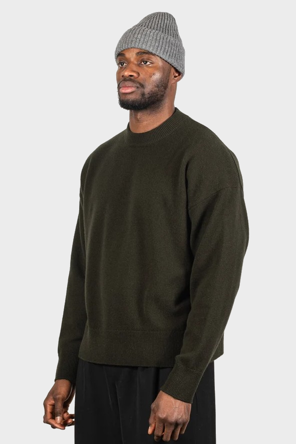 YACAIA Oversize Merino/Cashmere Sweater in Dark Green