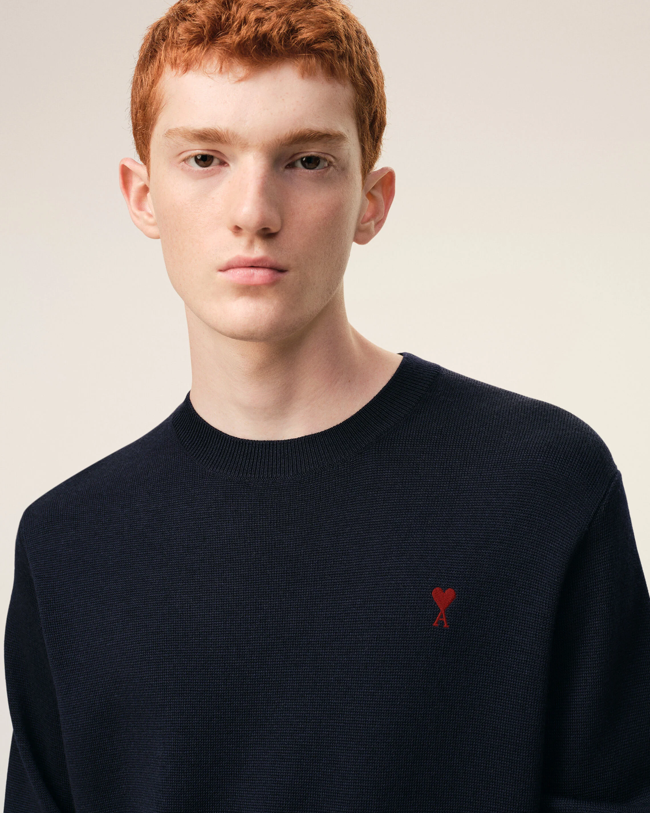 AMI PARIS de Coeur Merino Knit Pullover in Navy/Red Logo