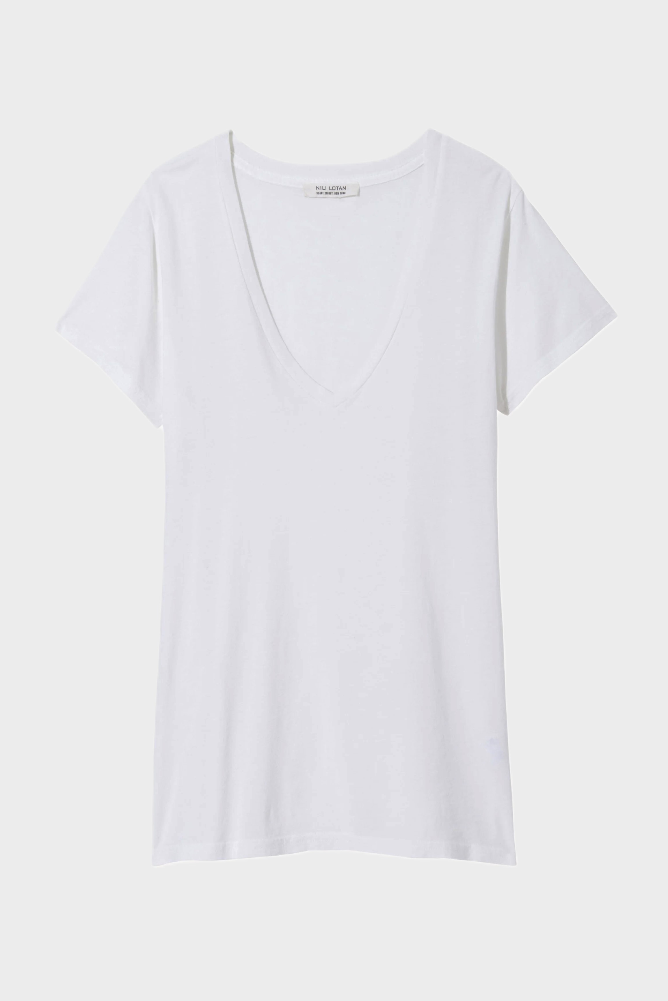 NILI LOTAN Carol V-Neck T-Shirt in White NILI LOTAN Carol V-Neck T-Shirt in White