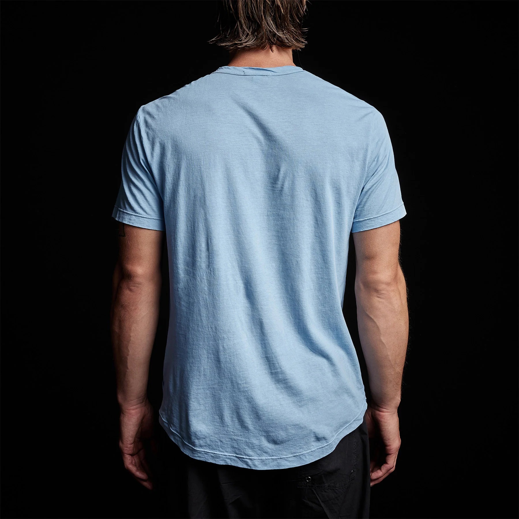 JAMES PERSE Clear Jersey Crew Neck in Light Blue M/2
