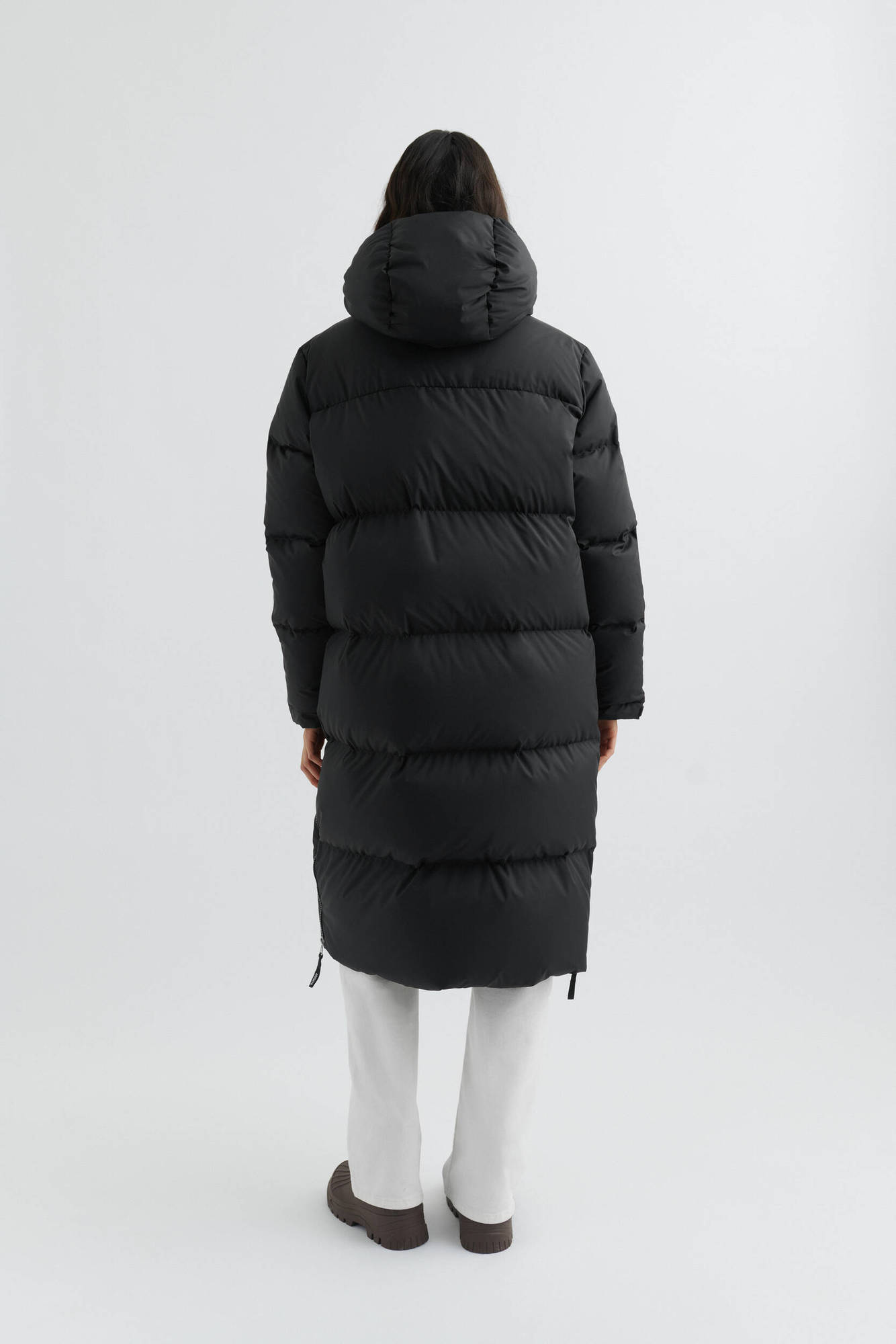 AXEL ARIGATO Lumia Down Puffer Coat in Black