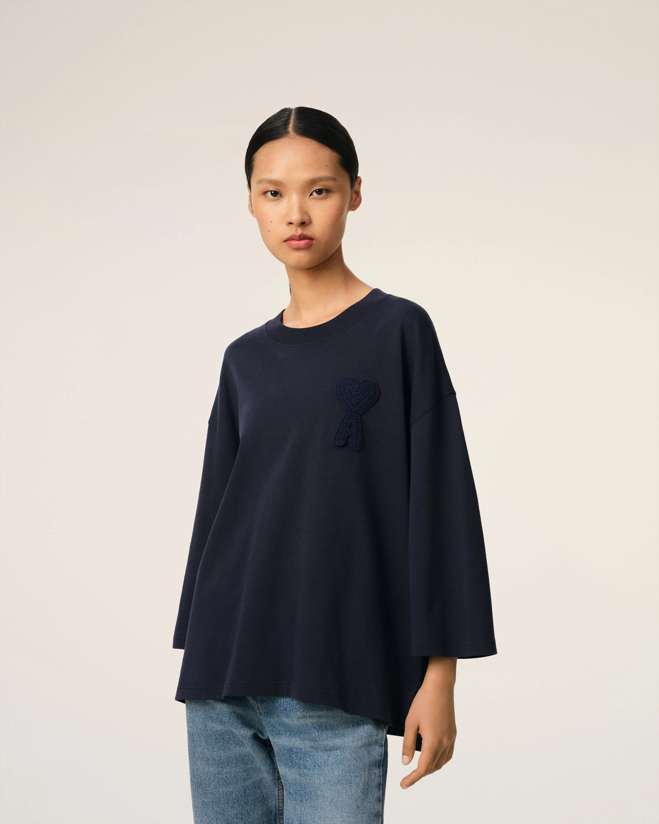 AMI PARIS de Coeur Boxy Fit Knitted Logo T-Shirt in Navy Blue