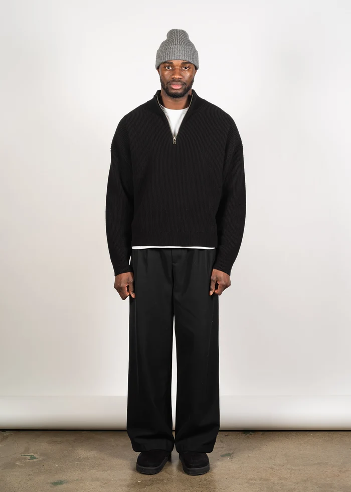 YACAIA Oversized Ribbed Half-Zip Merino/Cashmere Sweater in Black