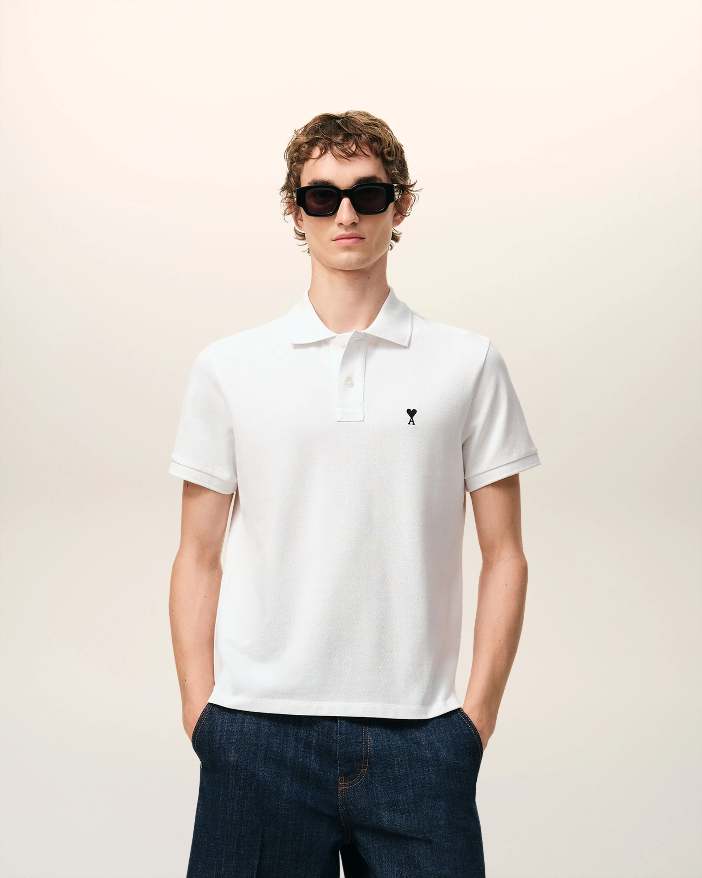 AMI PARIS de Coeur Polo Shirt in White/Black Logo