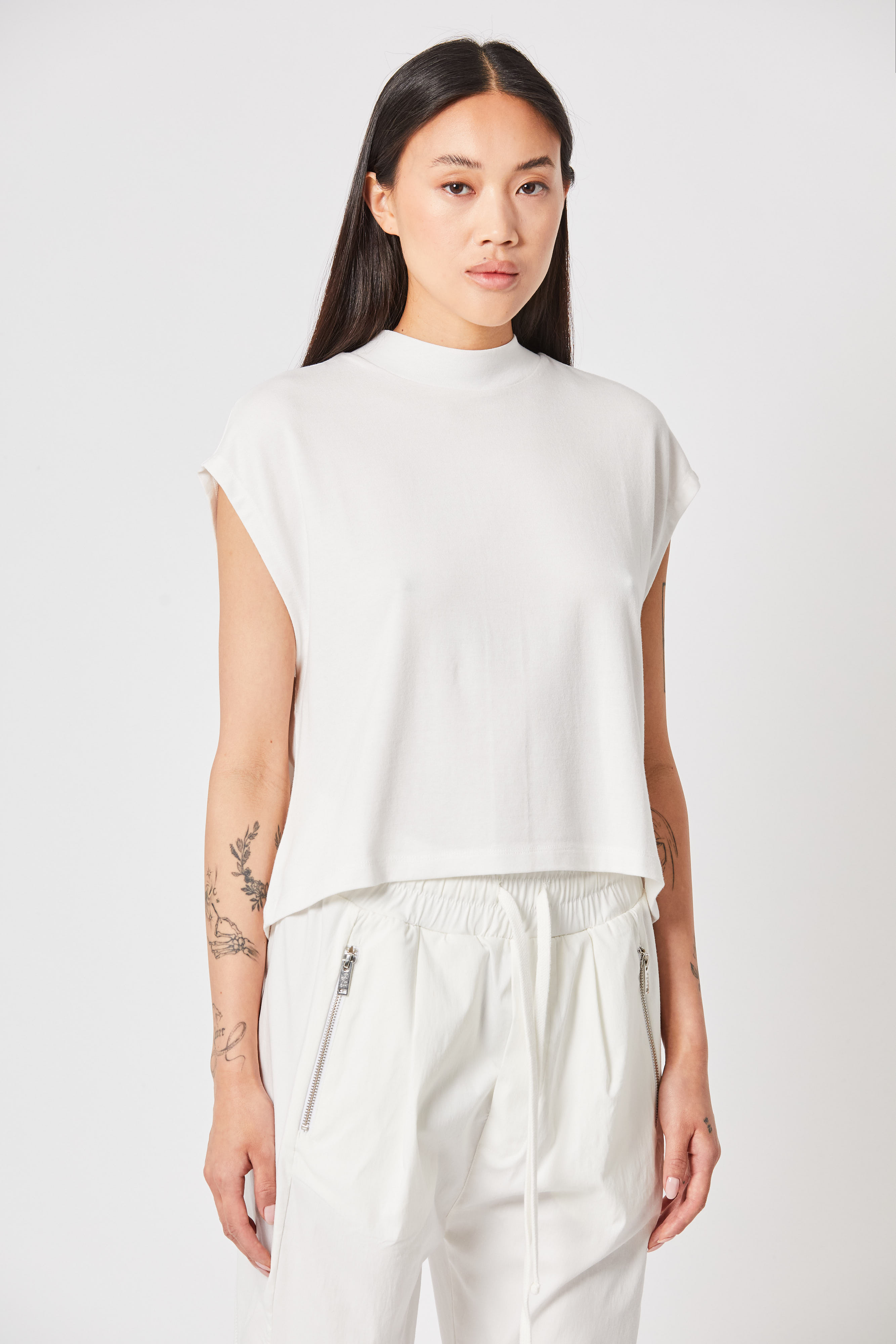 Thom Krom Oversize Cropped Muscle Tee in Off White