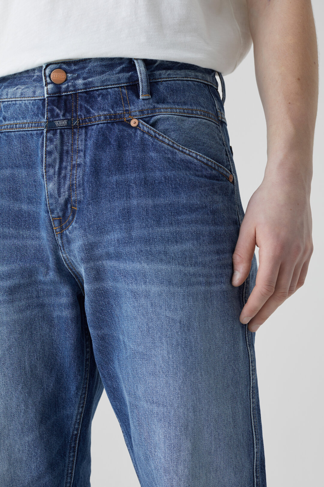 Closed X-Lent Tapered Jeans in Mid Blue