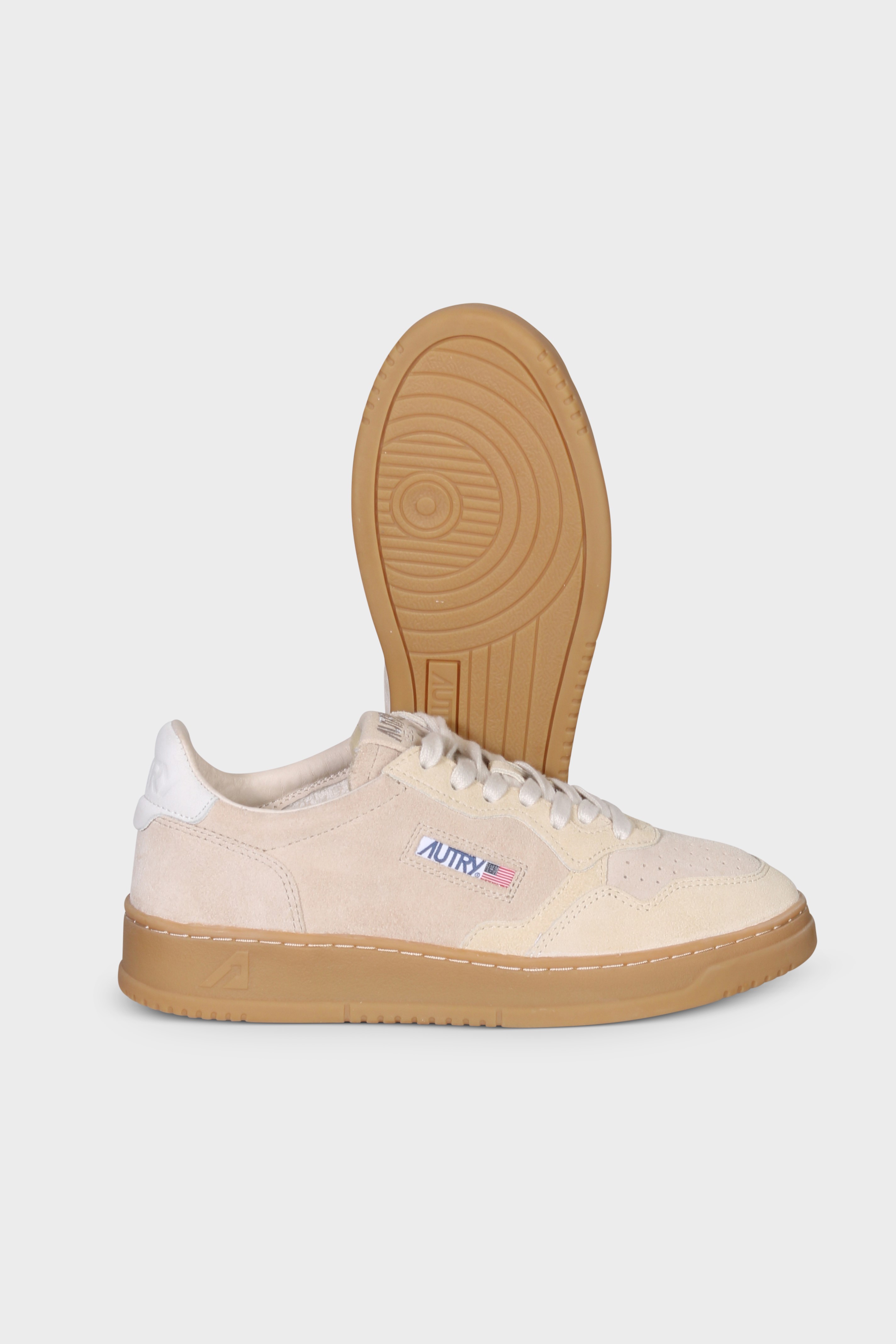 AUTRY ACTION SHOES Medalist Low Sneaker in Suede Sand/Ecru 41