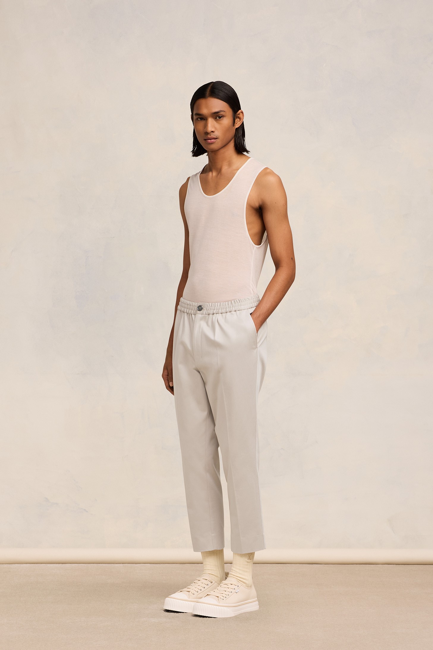 AMI PARIS Elasticated Waist Cropped Trouser in Light Beige