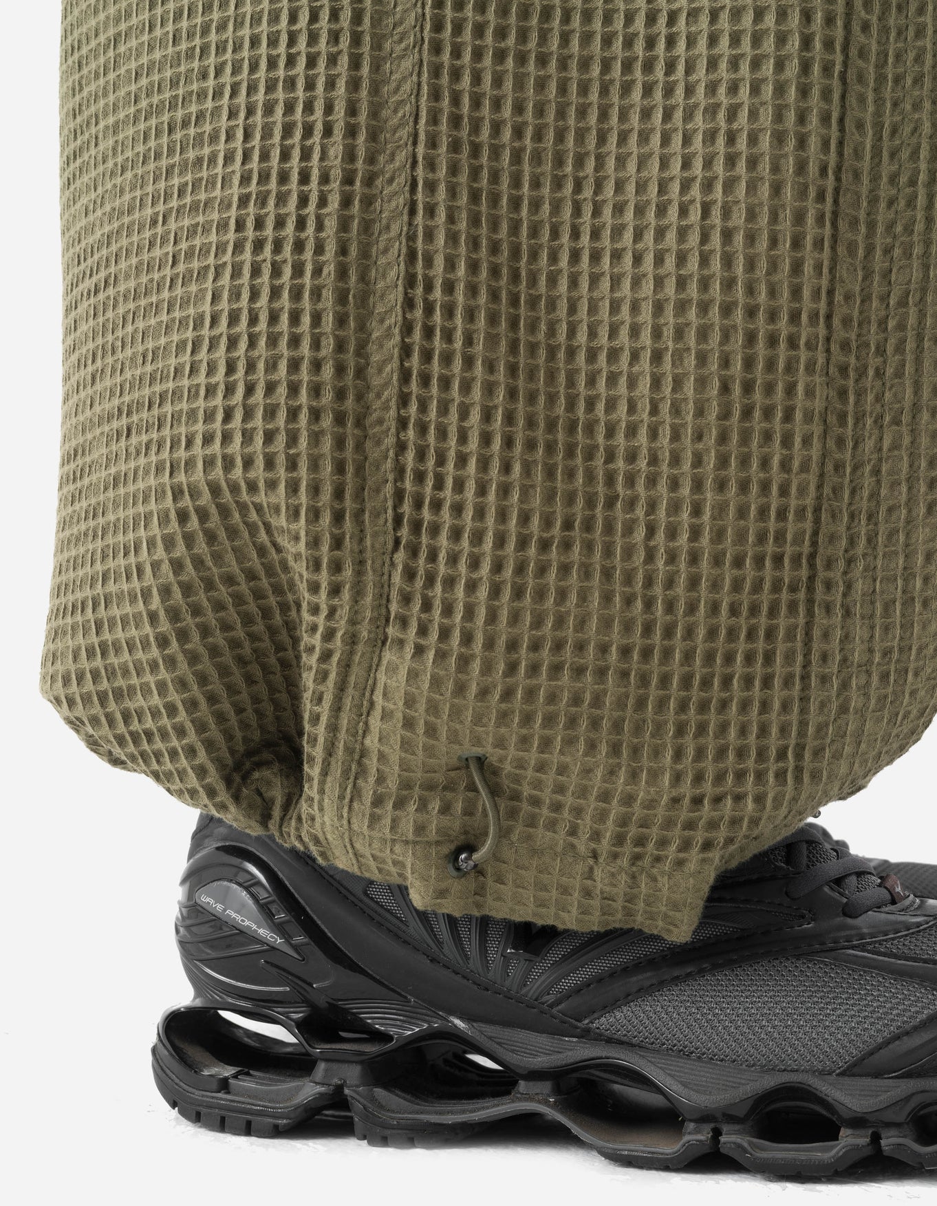MAHARISHI 6203 Waffle Cargo Hakama Pants in Olive