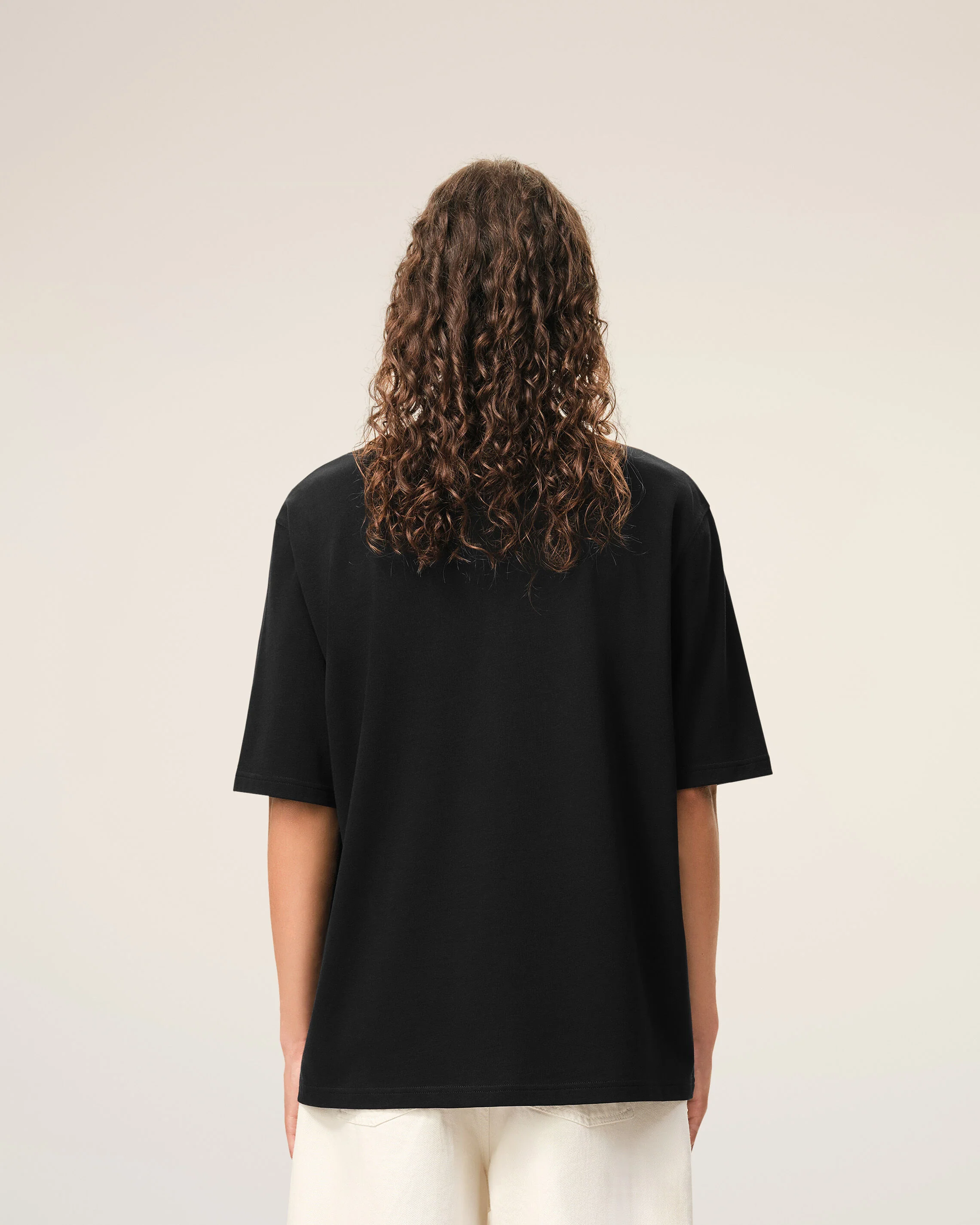 AMI PARIS de Coeur Embossed T-Shirt in Black