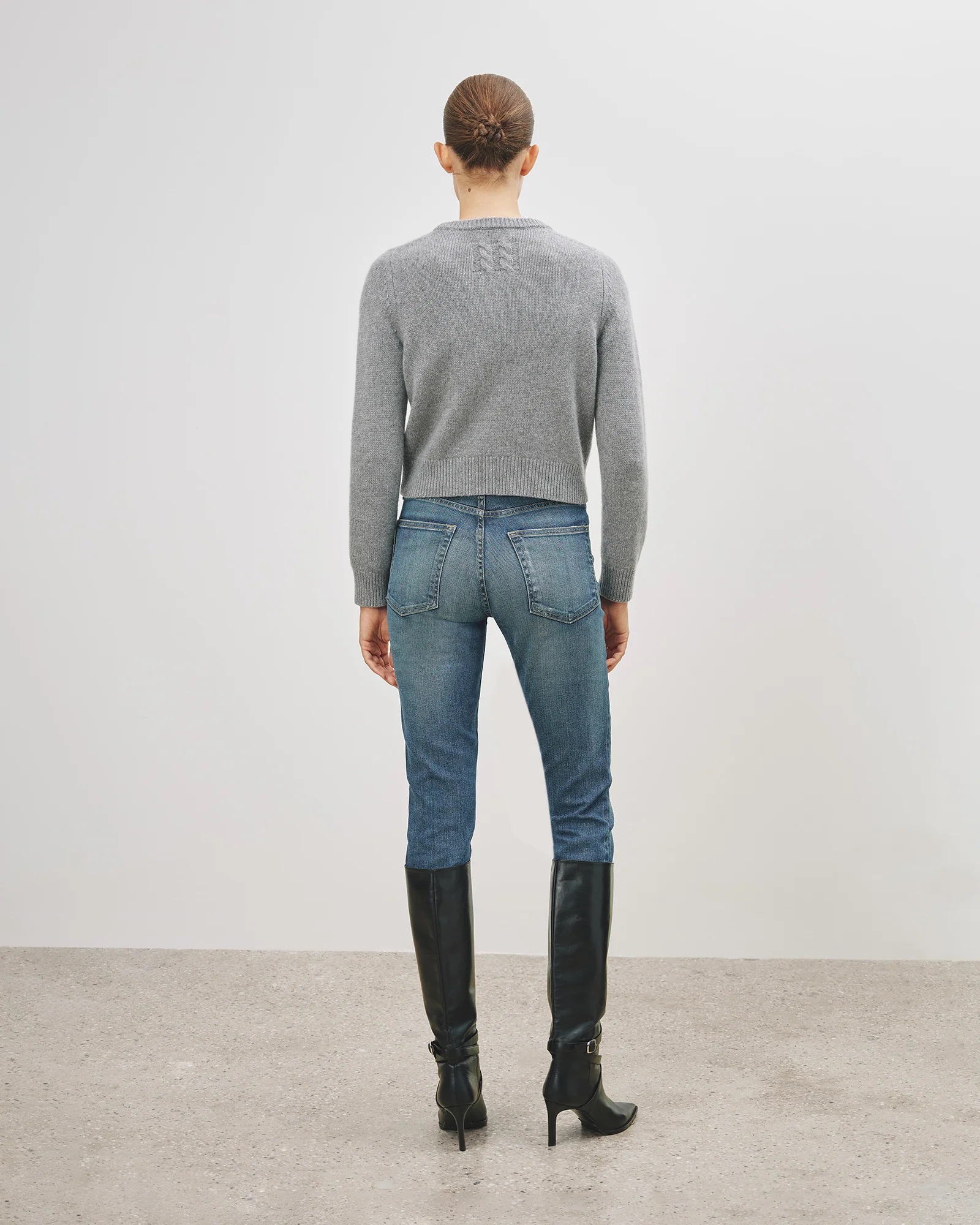 NILI LOTAN Jonas Skinny Jeans in Classic Wash 28