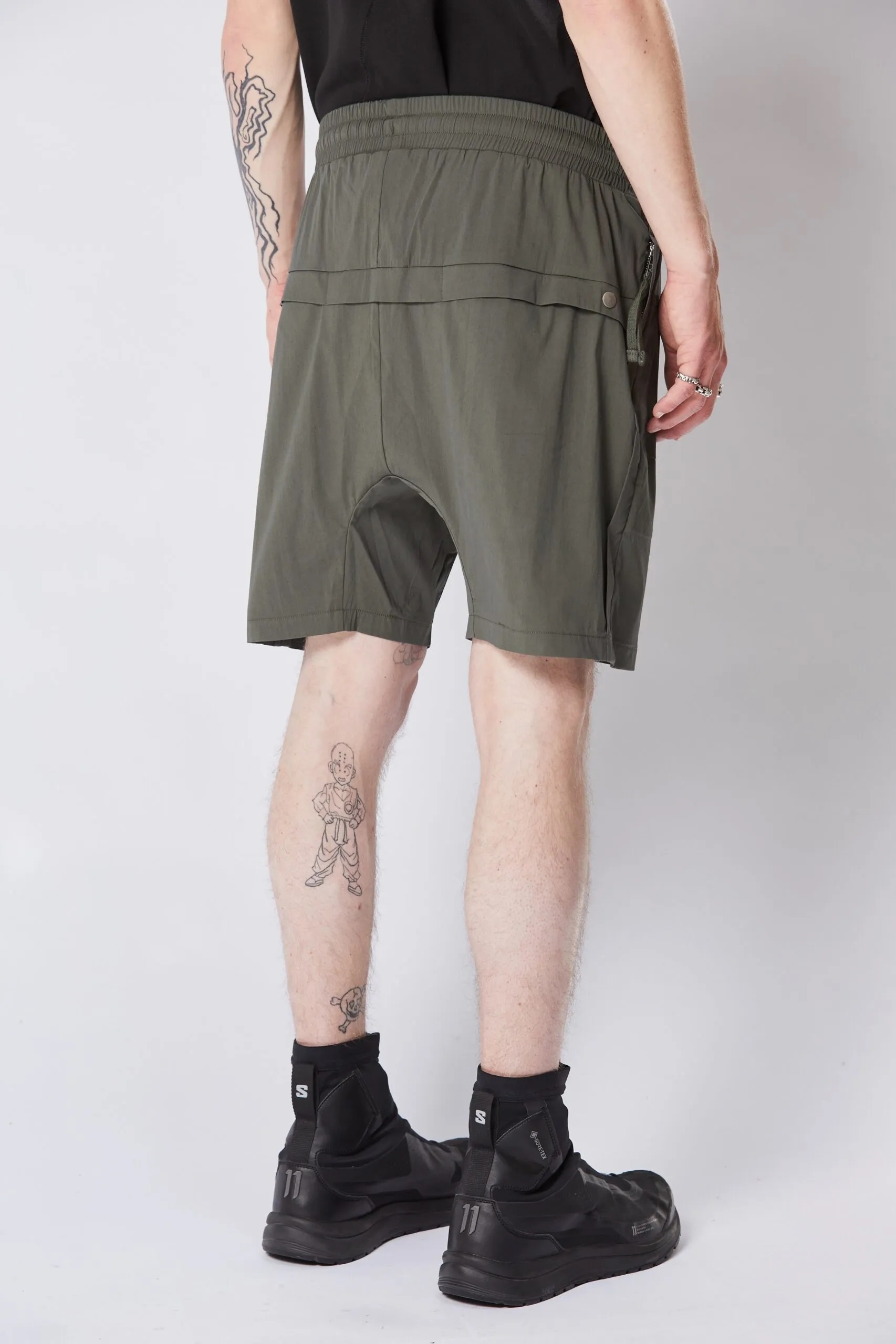 THOM KROM Shorts in Ivy Green S