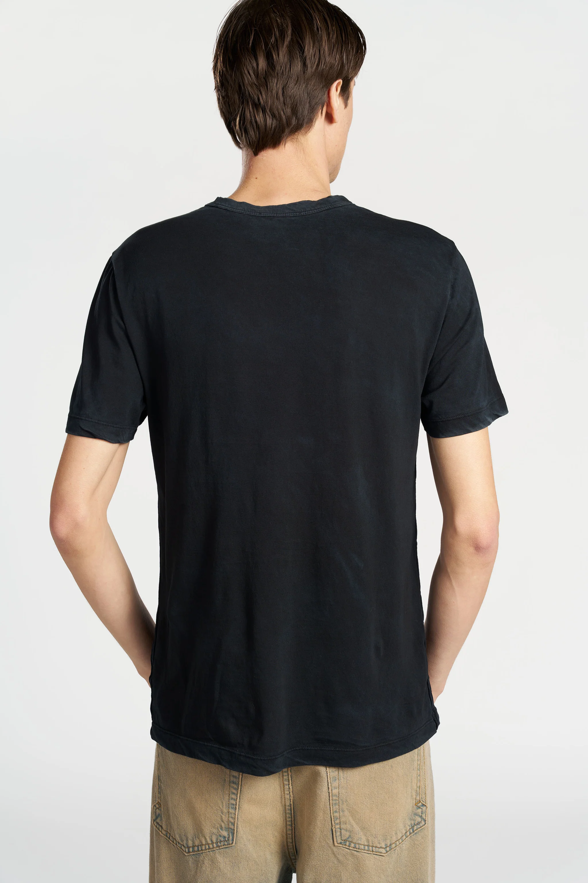 COTTON CITIZEN Classic Crewneck T-Shirt in Vintage Black