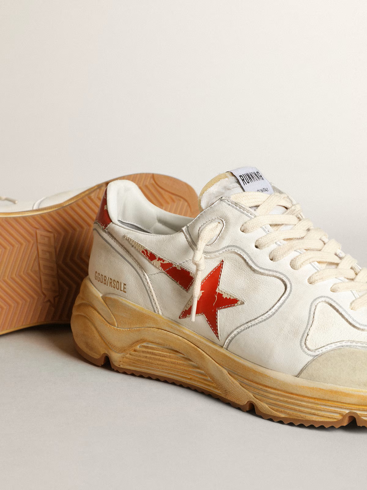 GOLDEN GOOSE Nappa Running Sole in Cream/Red