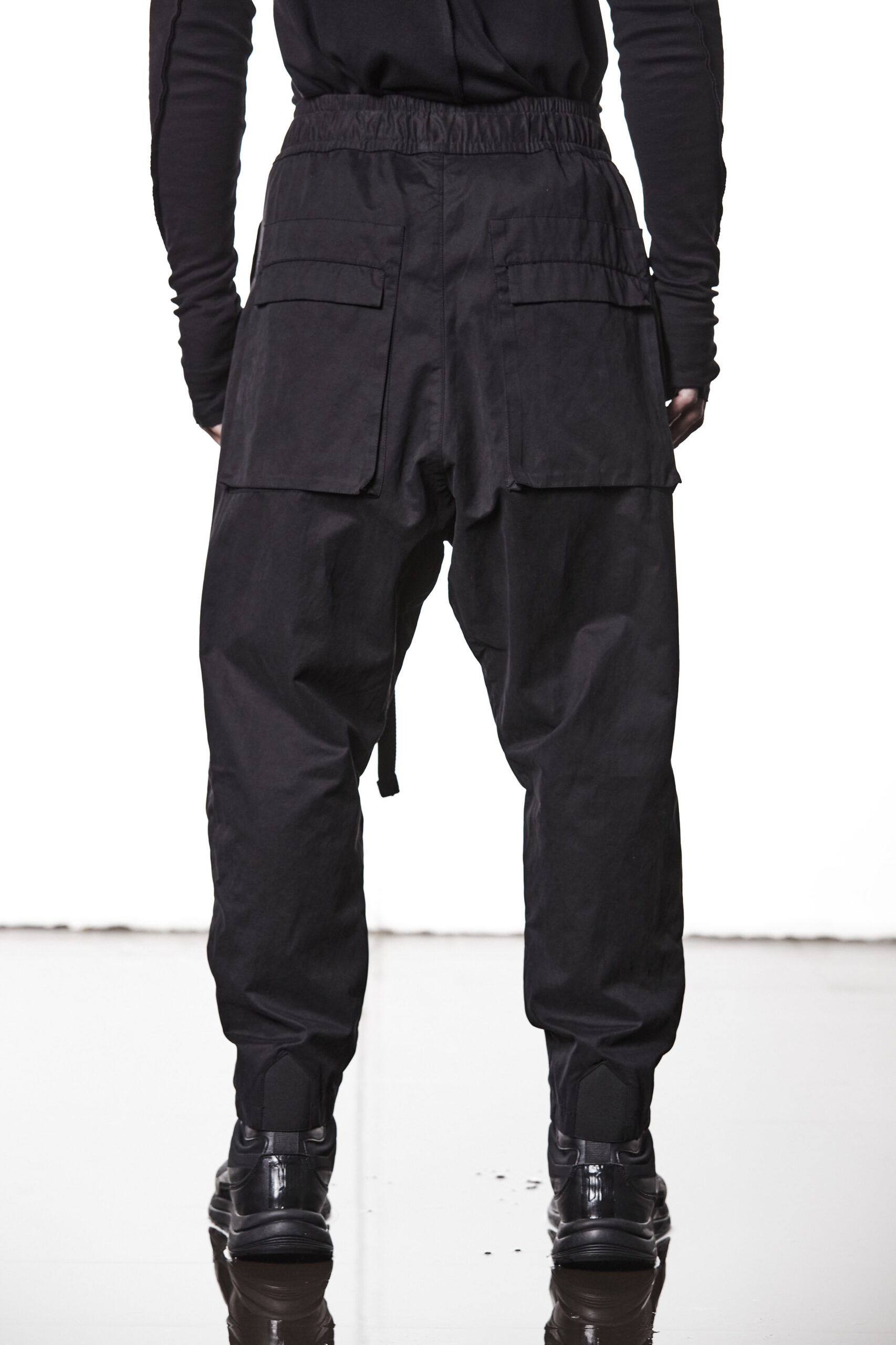 THOM KROM Belted Pant in Black