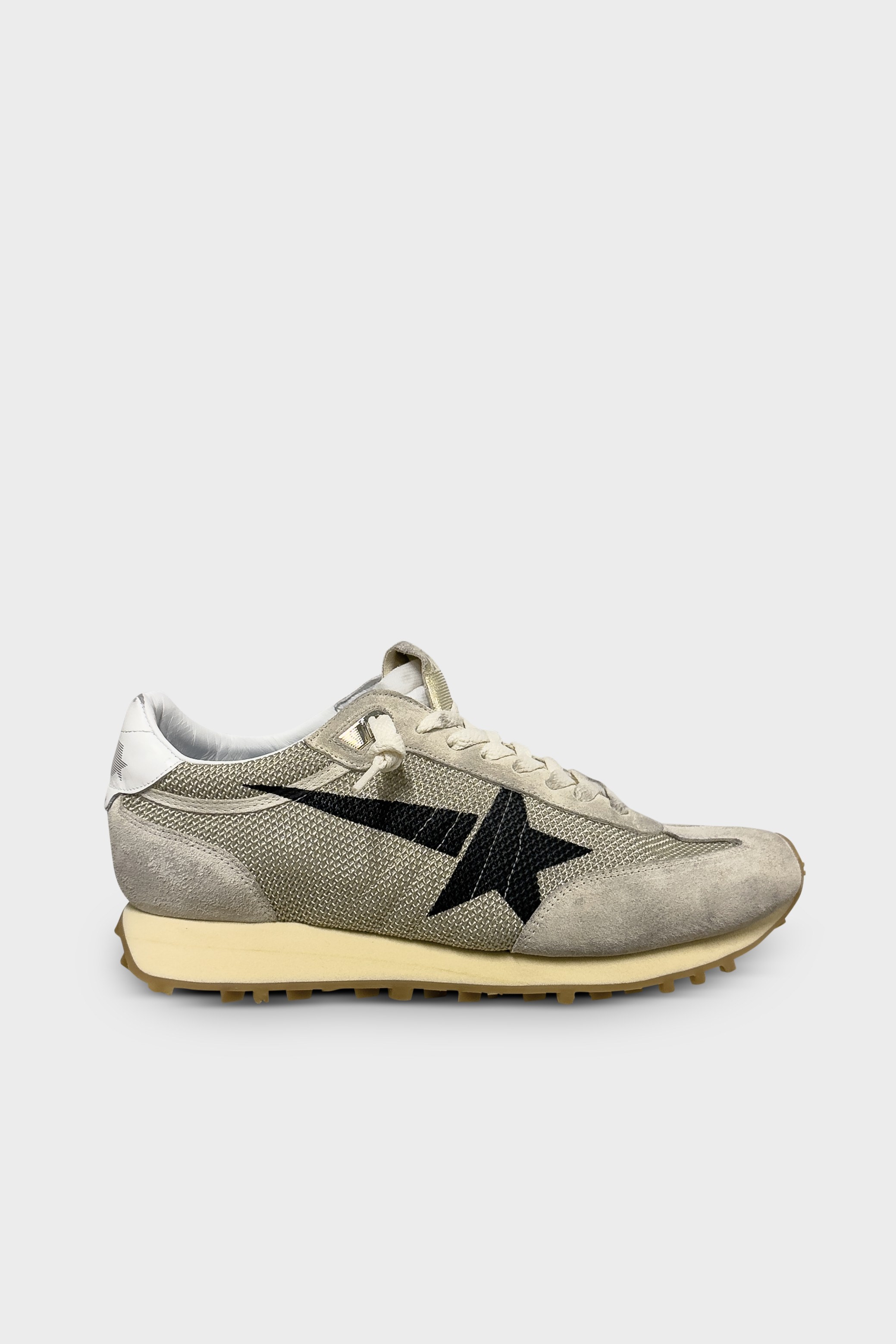 GOLDEN GOOSE Marathon in Beige/Black