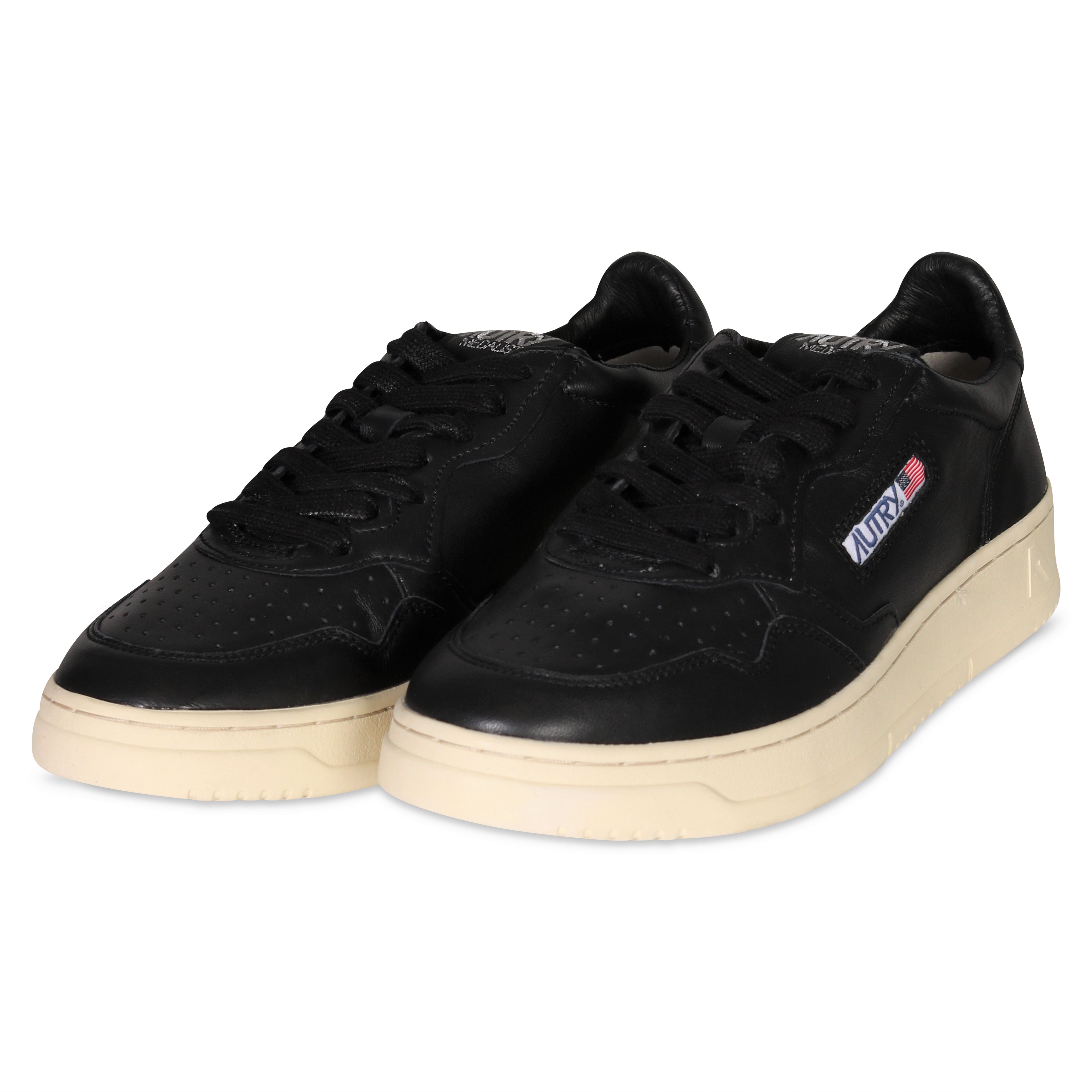 Autry Action Shoes Low Sneaker Goat in Black 35 Autry Action Shoes Low Sneaker Goat in Black 41