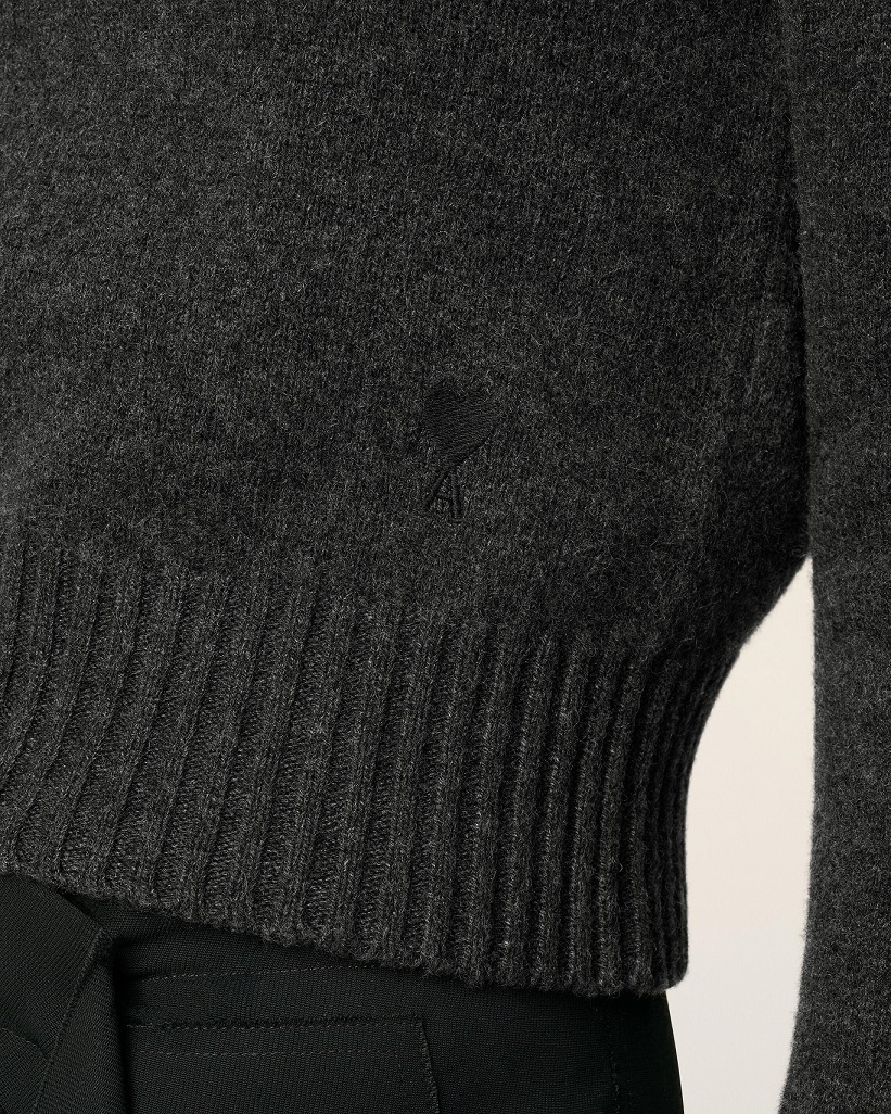 AMI PARIS de Coeur Cashmere Knit Pullover in Anthracite L