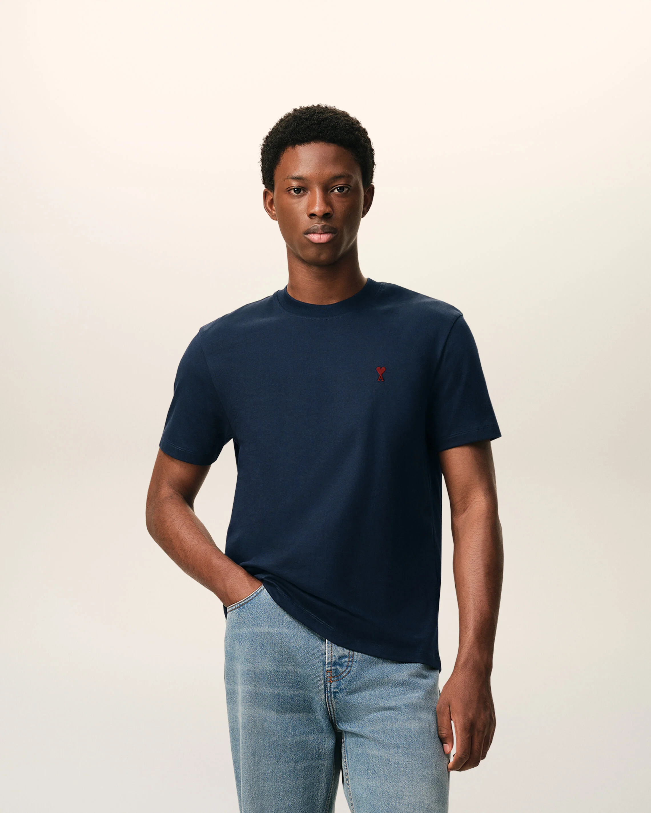 AMI PARIS de Coeur Classic Fit T-Shirt in Night Blue