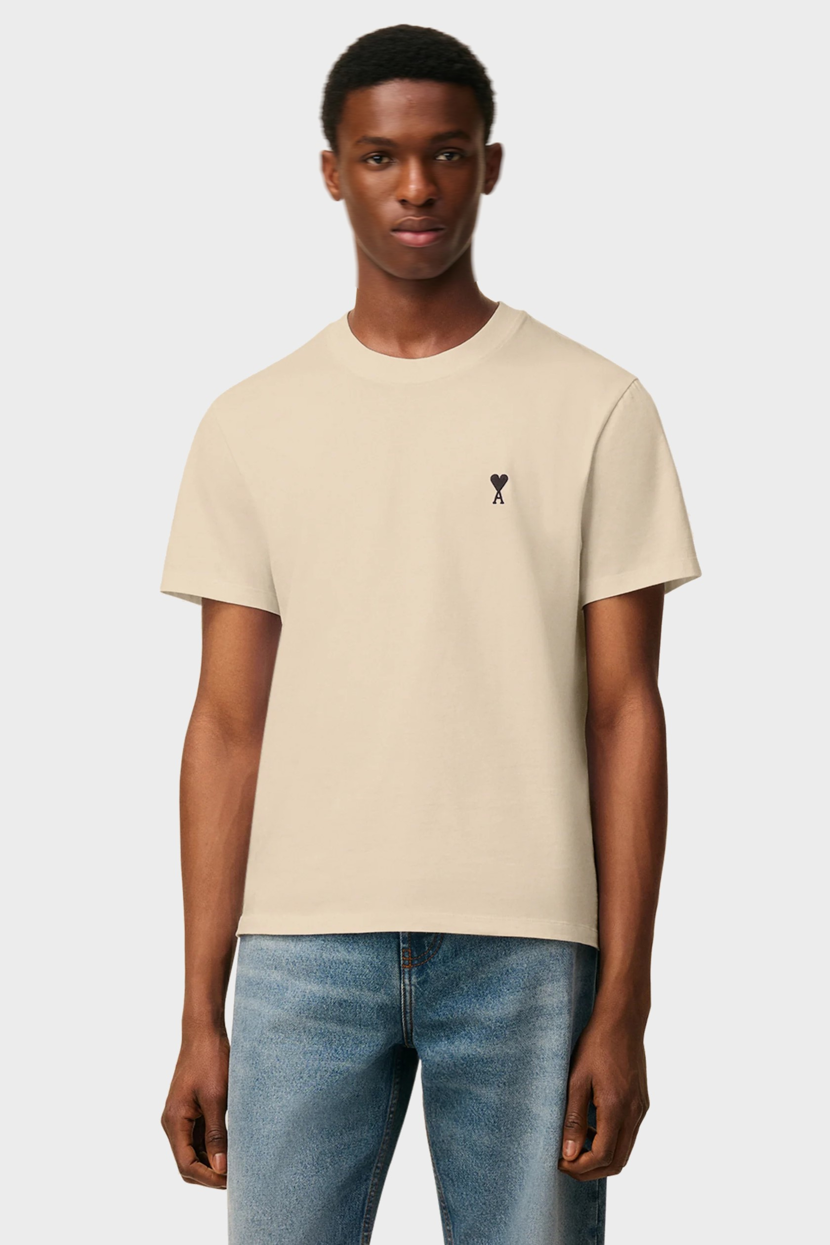 AMI PARIS de Coeur Logo T-Shirt in White Coffee/Black Logo