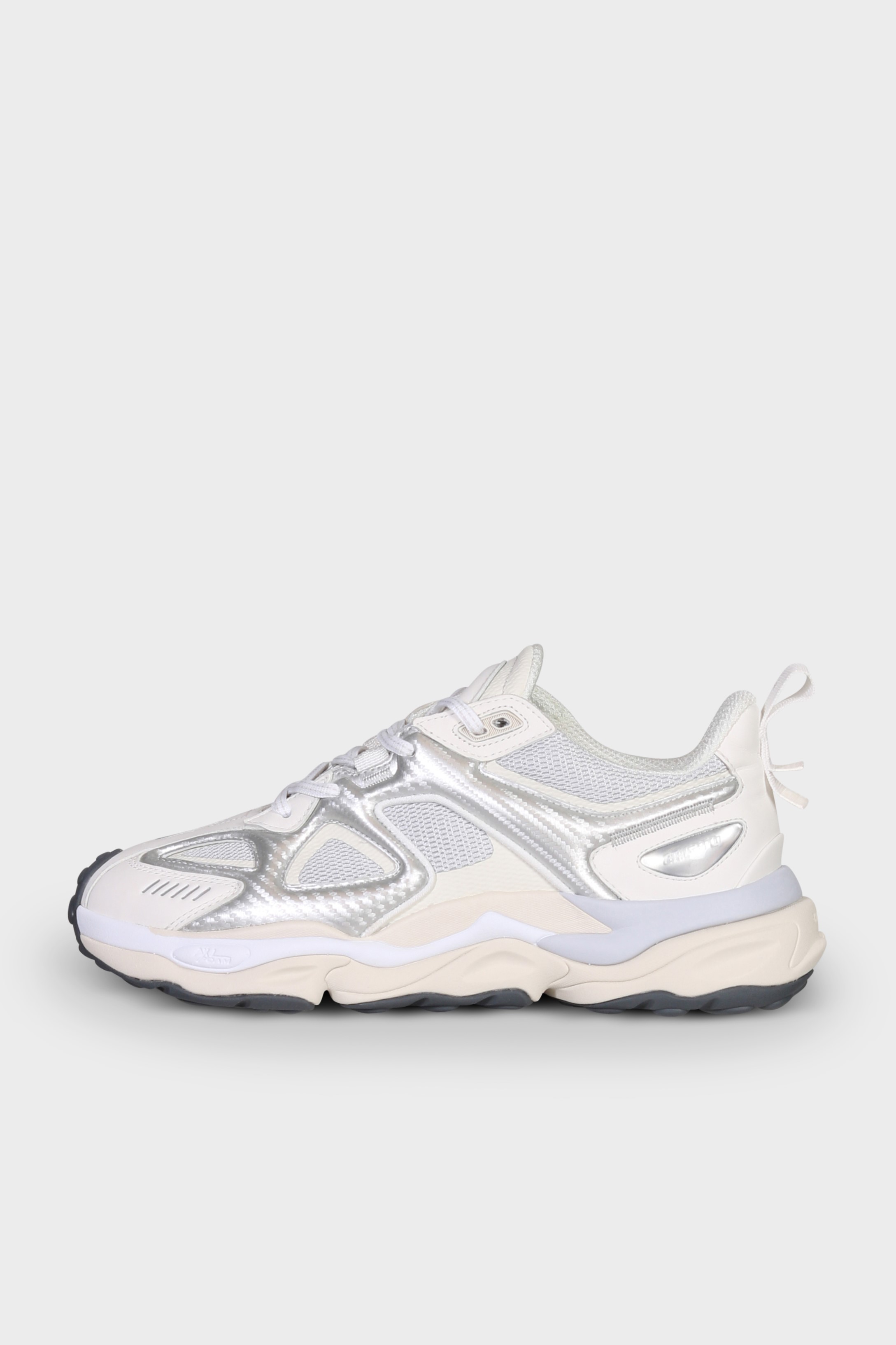 AXEL ARIGATO Satellite Runner Silver/White