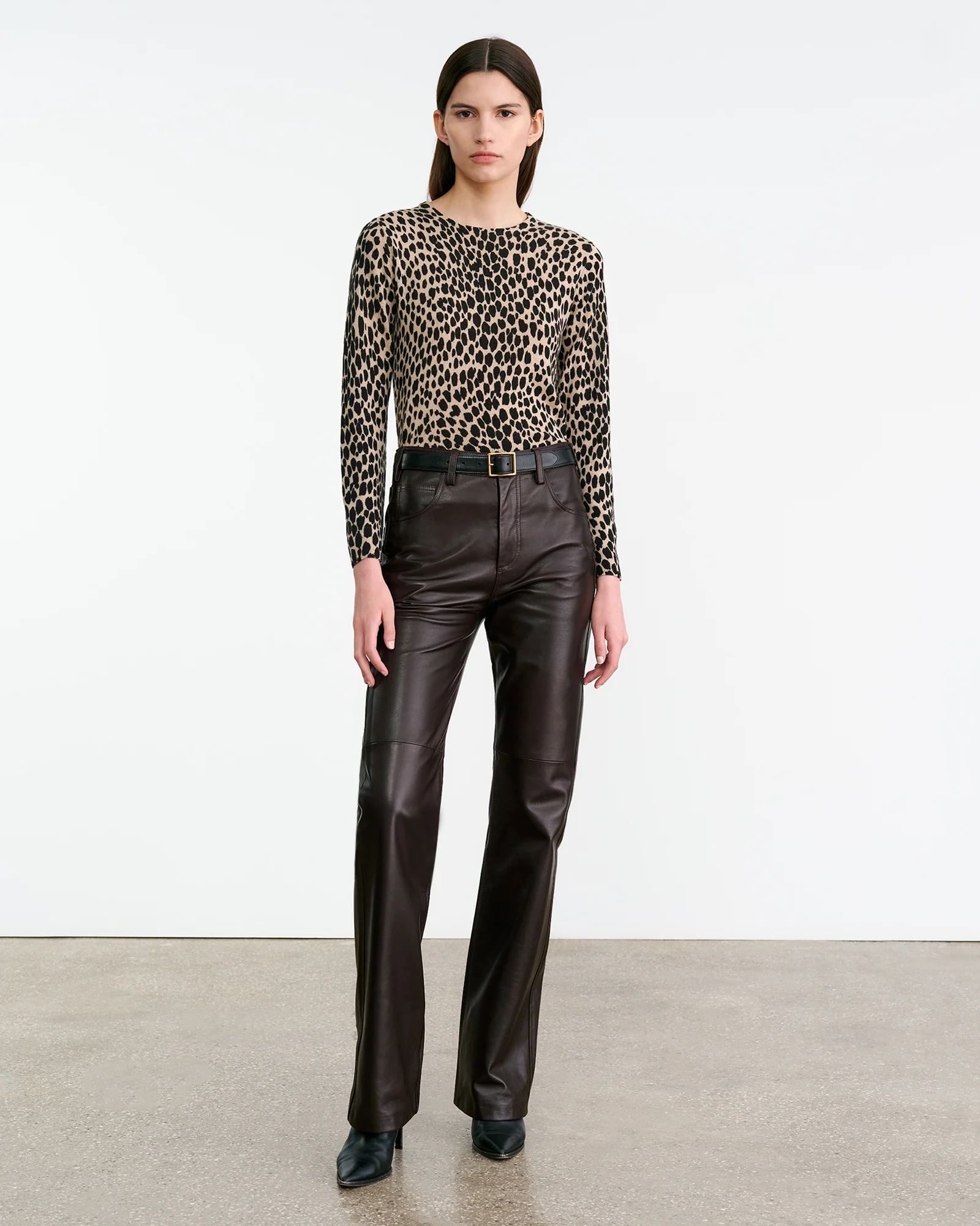 NILI LOTAN Printed Cashmere Sweater in Taupe/Black Cheetah