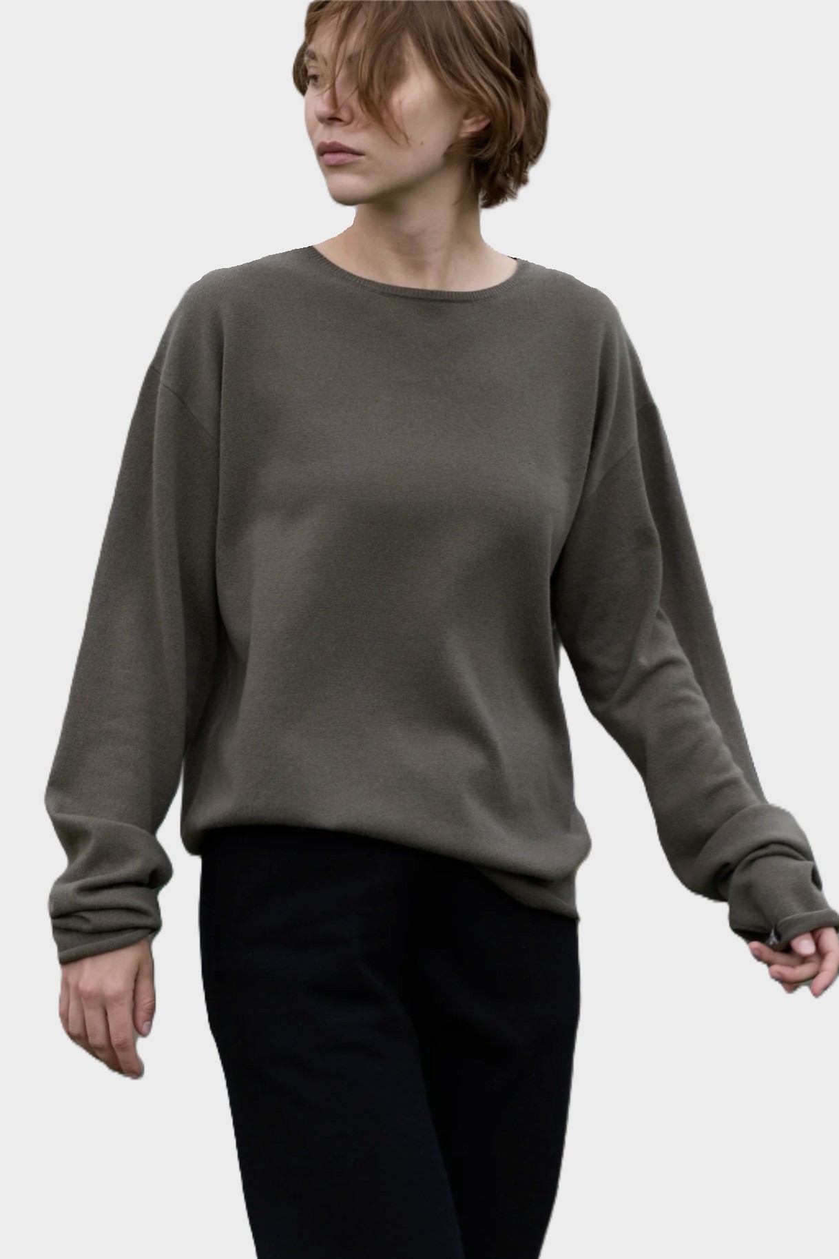 EXTREME CASHMERE Pisces N°314 Light Sweater in Army EXTREME CASHMERE Pisces N°314 Light Sweater in Army