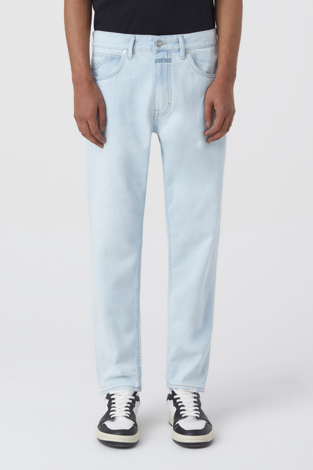 CLOSED Cooper Tapered Jeans in Light Blue