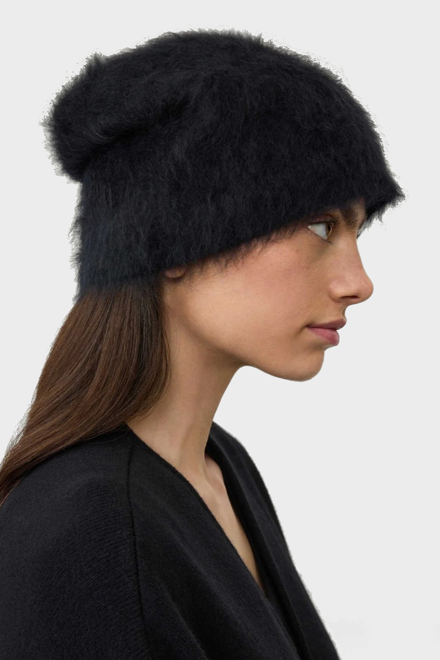 LISA YANG Brushed Cashmere Beanie in Black