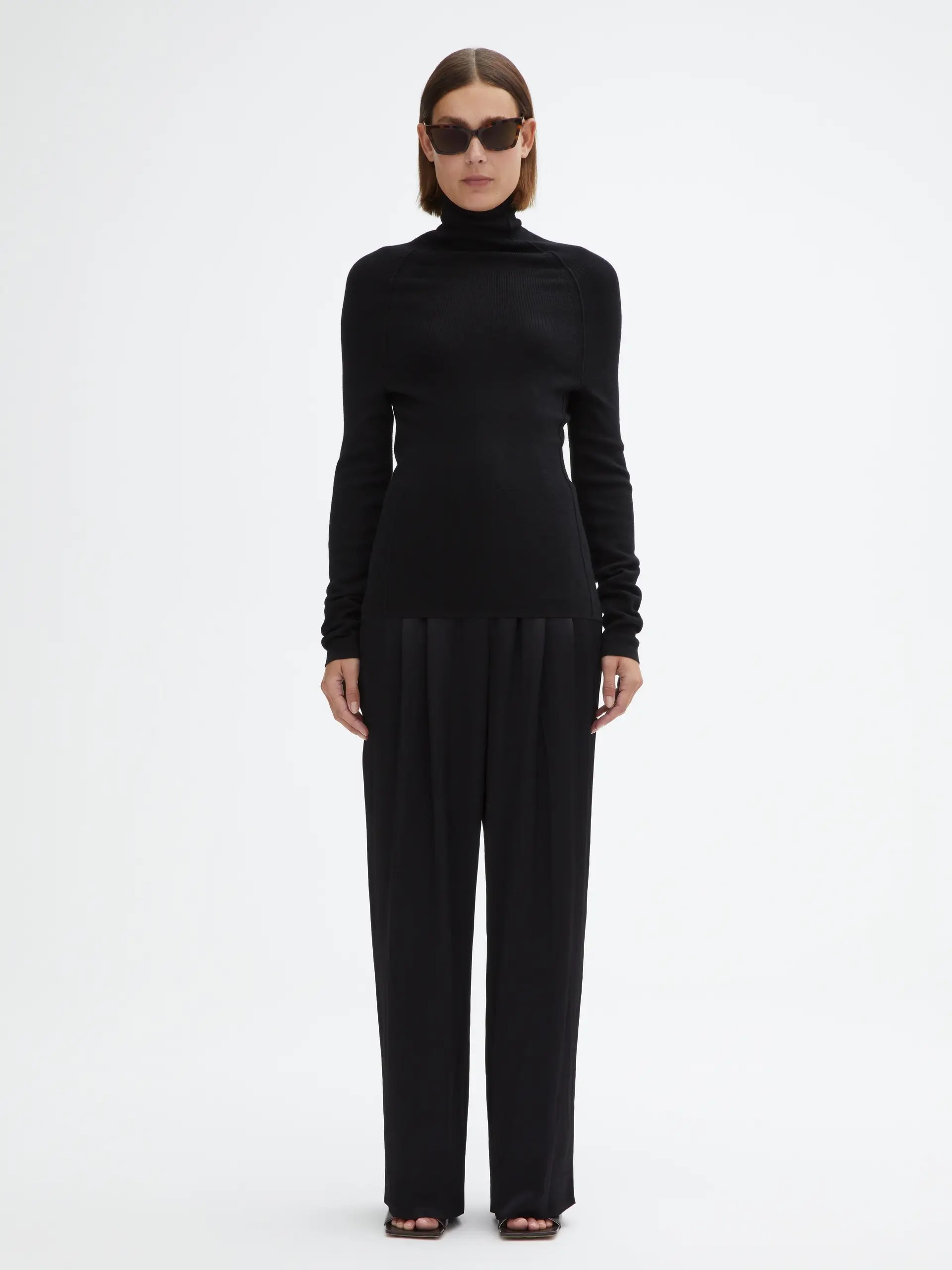 DAGMAR Merino Turtleneck Sweater in Black XS