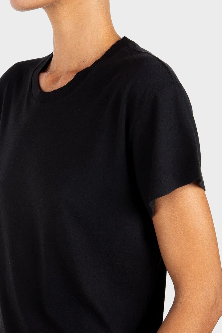 ÉTERNE Boyfriend T-Shirt in Black XL