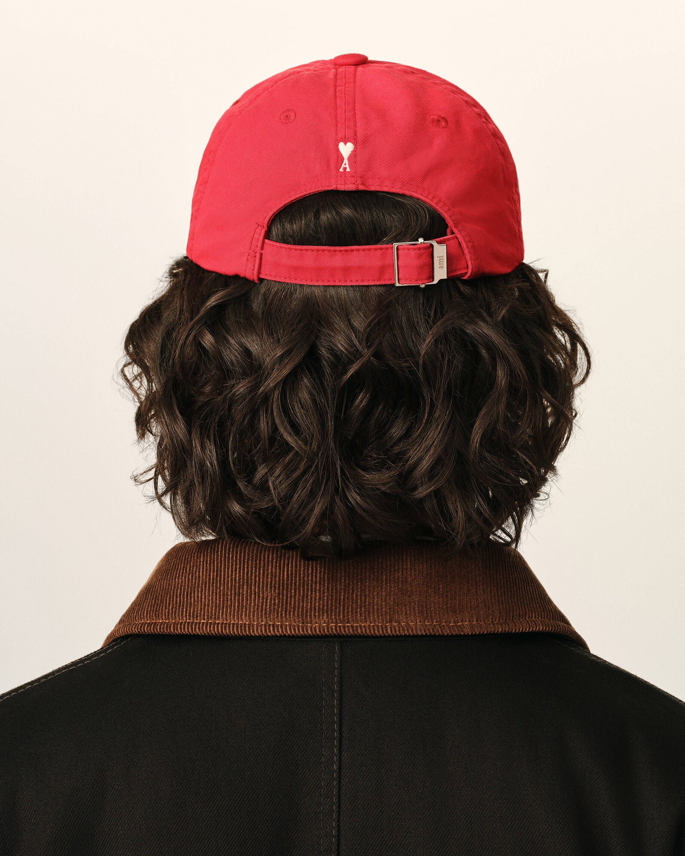 AMI PARIS Thanks For Being A Friend Cap in Ruby Red