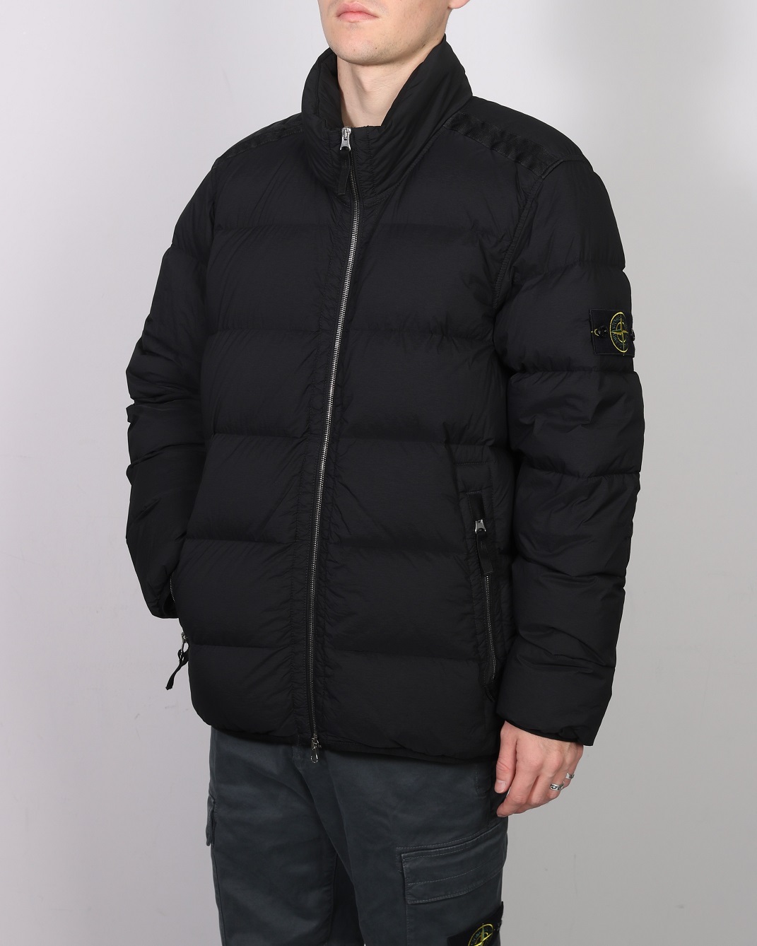 STONE ISLAND Down Jacket in Black