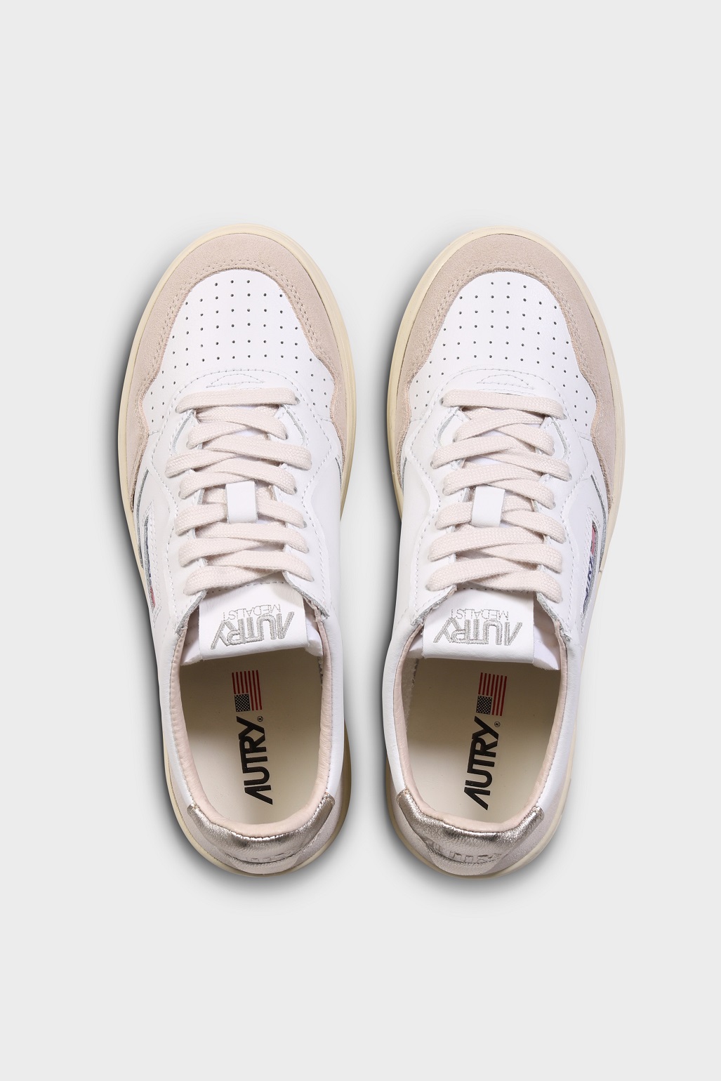 AUTRY ACTION SHOES Medalist Low Sneaker Suede White/Gold 41