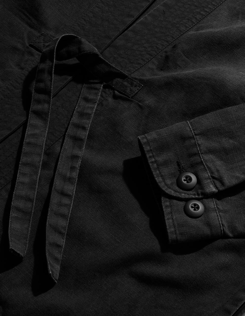 MAHARISHI 4605 Hemp Hanten Shirt in Black