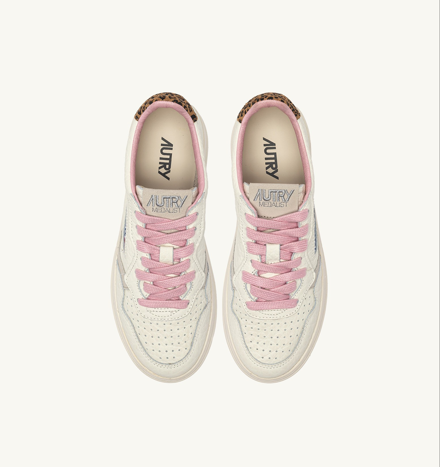AUTRY ACTION SHOES Medalist Low Sneaker Elephant in Sand/Leopard