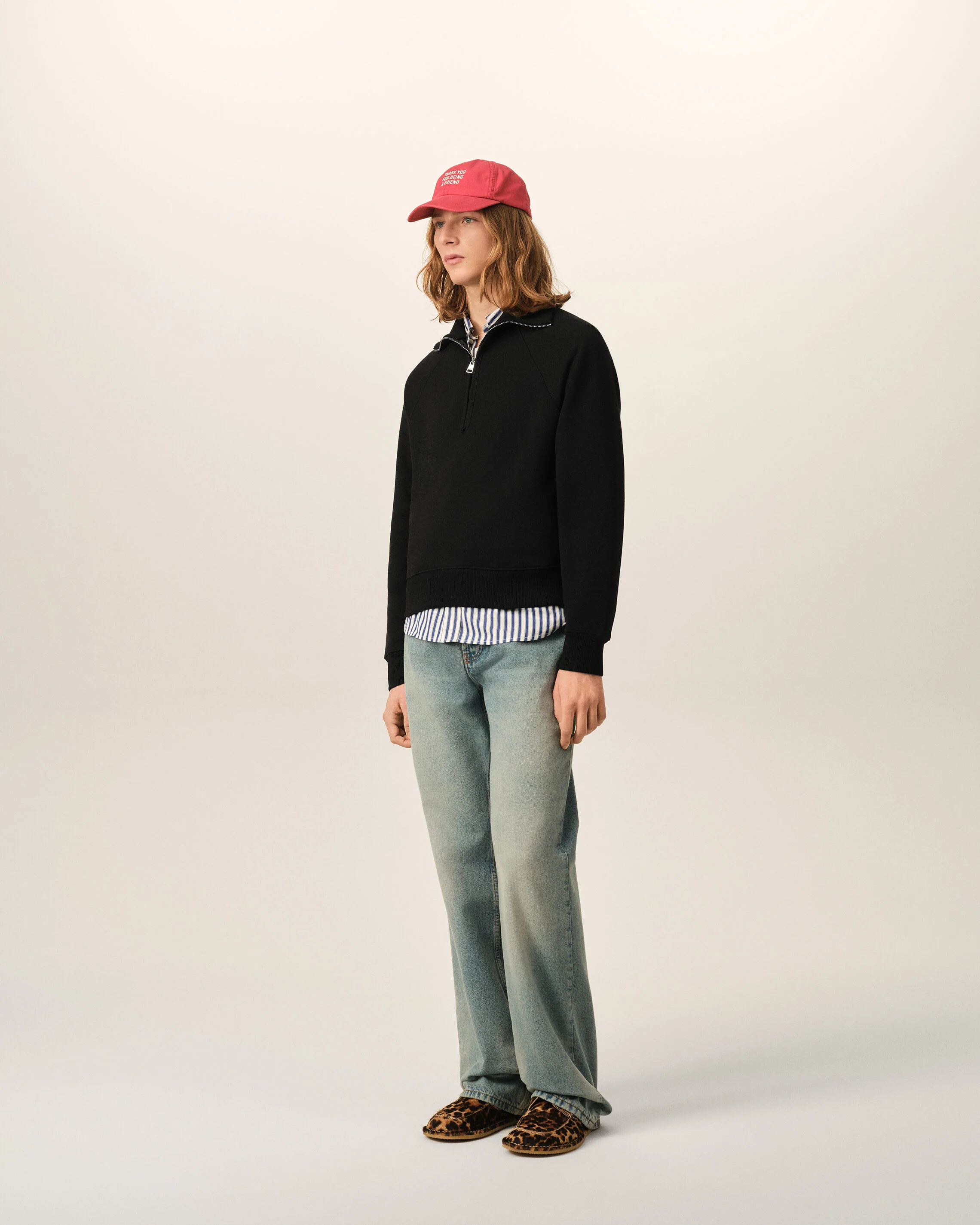 AMI PARIS de Coeur Embossed Half Zip Sweater in Black