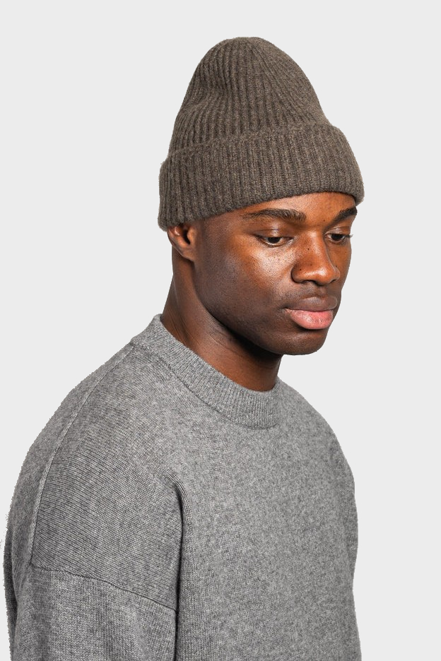 YACAIA Merino/Cashmere Beanie in Dark Brown