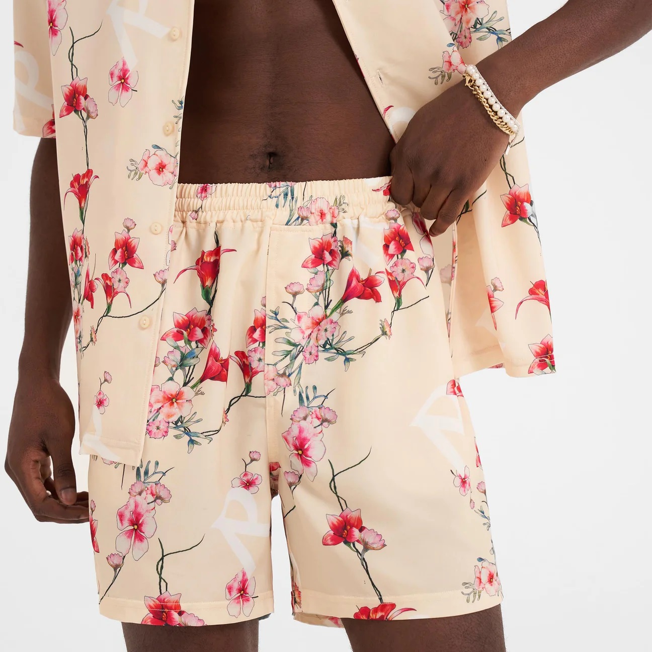 REPRESENT Floral Shorts in Creme XL